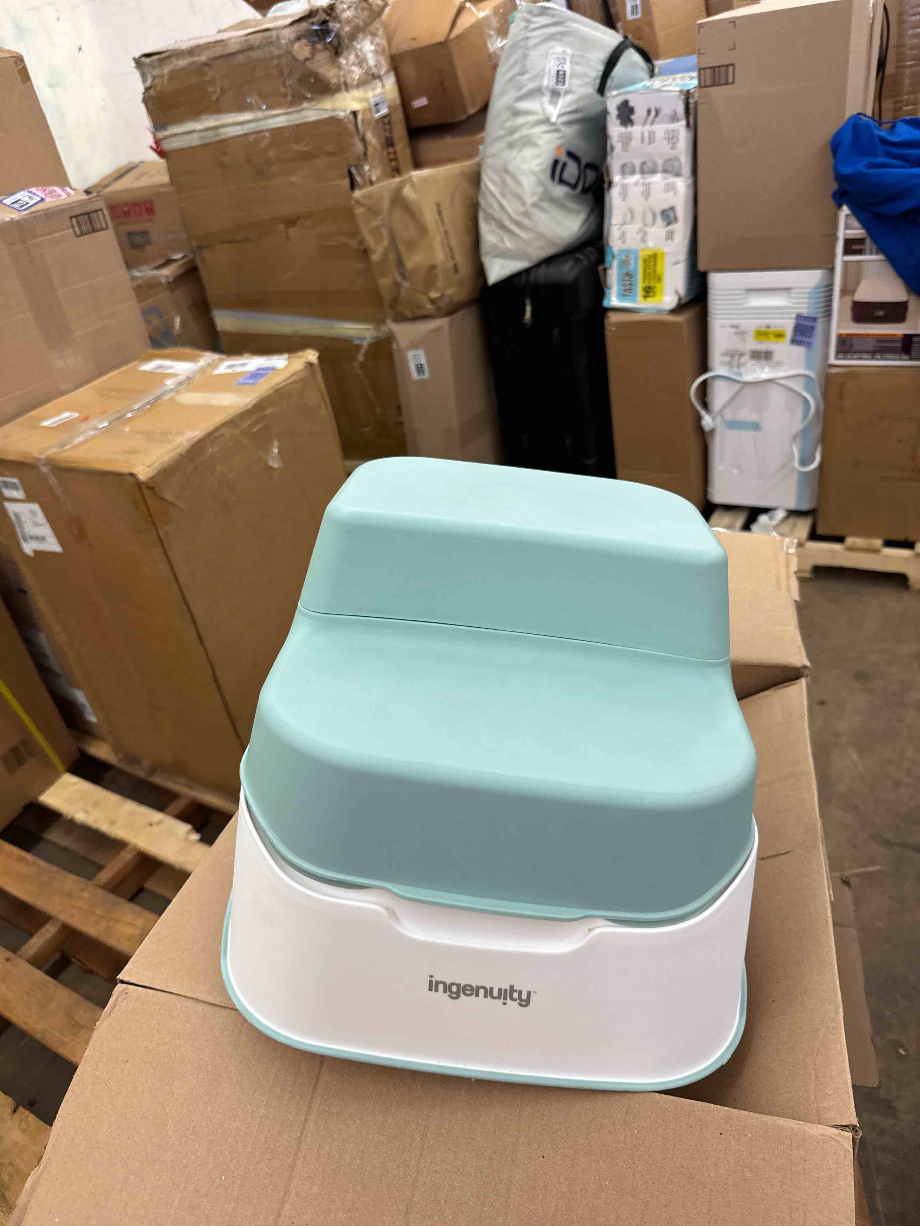 https://s3.amazonaws.com/lotting-images-prod/phillipi/PPE1989214_1744917243128.jpeg