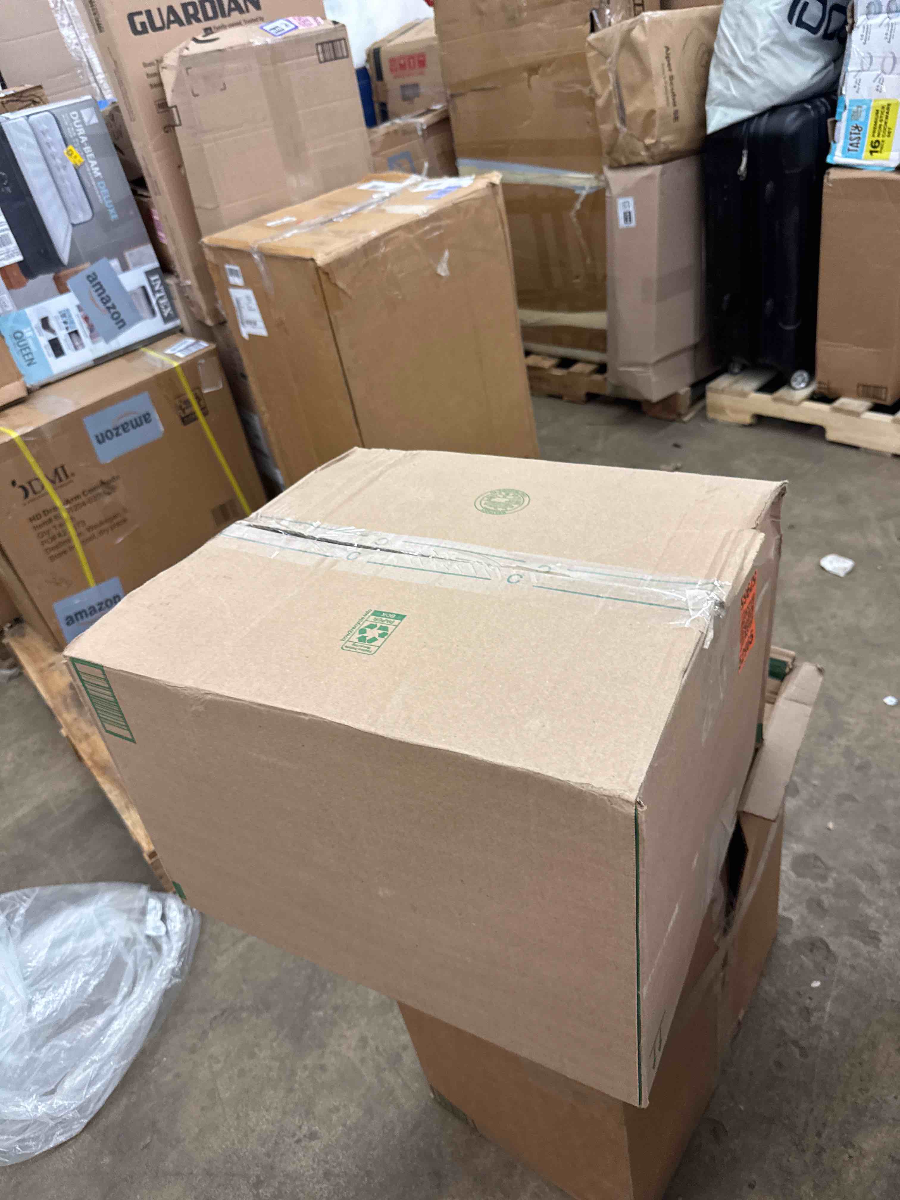 https://s3.amazonaws.com/lotting-images-prod/phillipi/PPE1989214_1744917264192.jpeg