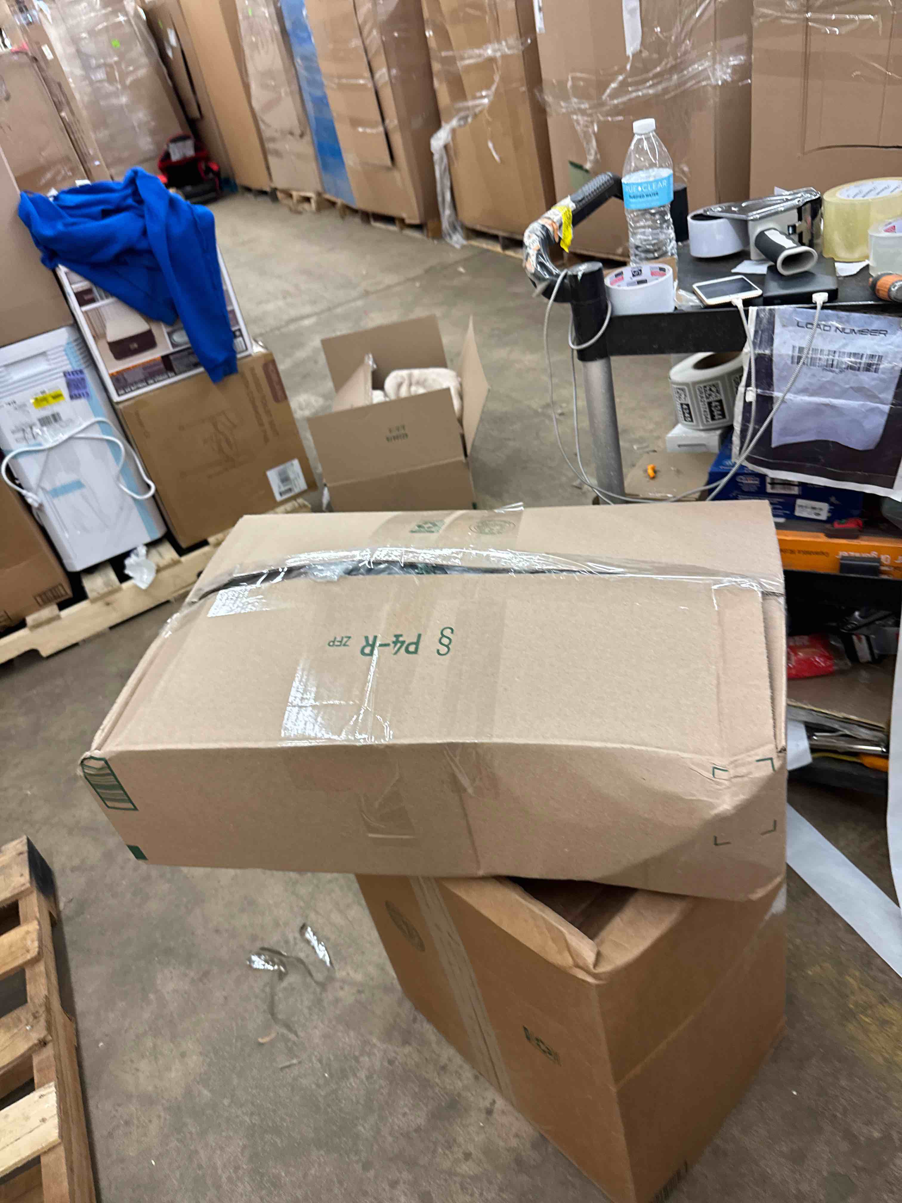 https://s3.amazonaws.com/lotting-images-prod/phillipi/PPE1989216_1744917564418.jpeg