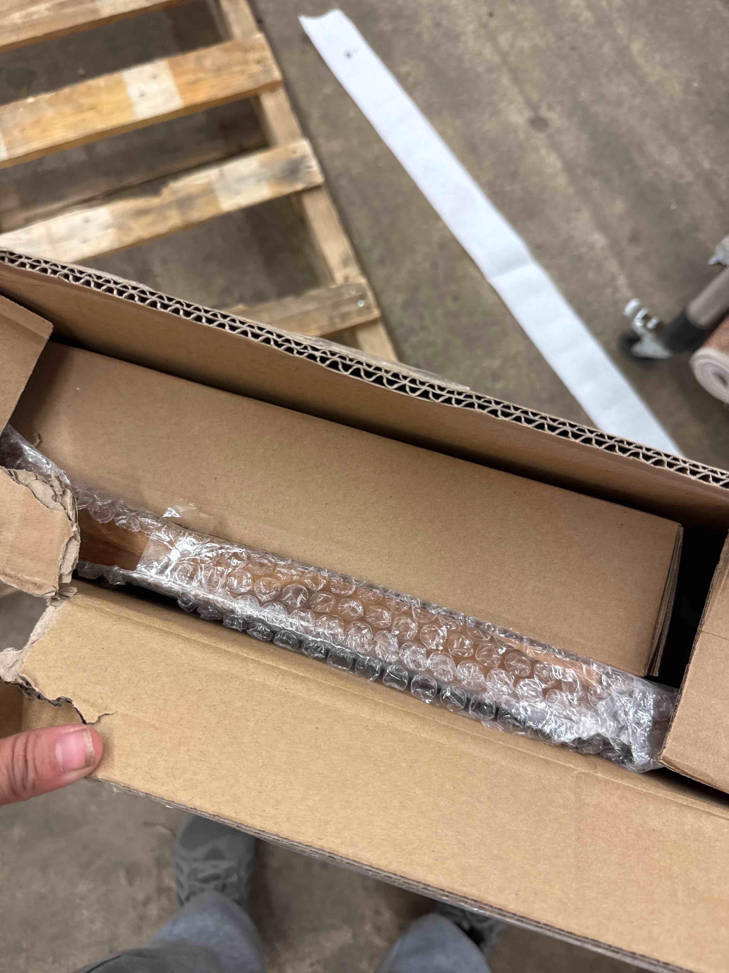 https://s3.amazonaws.com/lotting-images-prod/phillipi/PPE1989225_1744919412808.jpeg