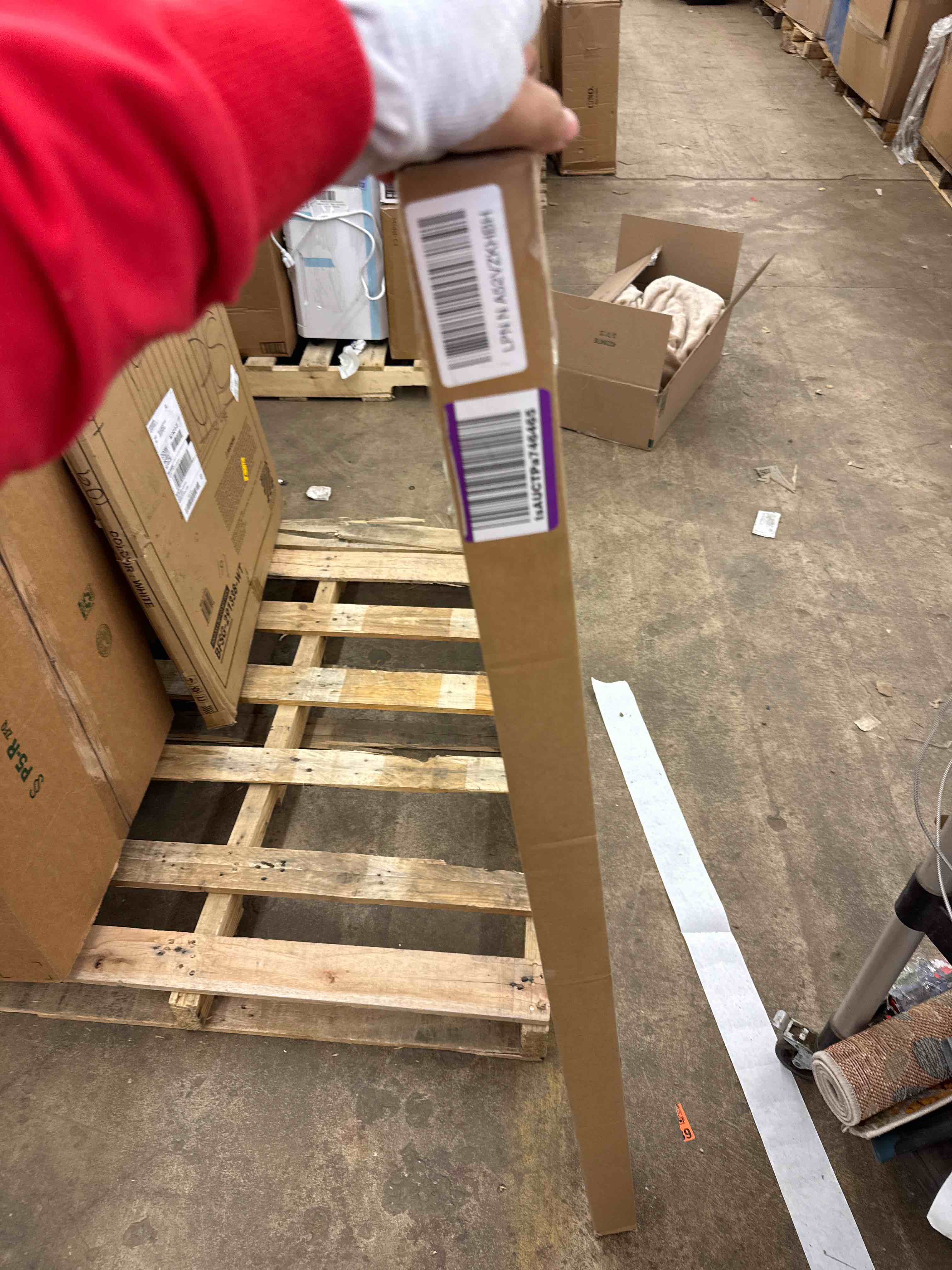 https://s3.amazonaws.com/lotting-images-prod/phillipi/PPE1989232_1744920443680.jpeg