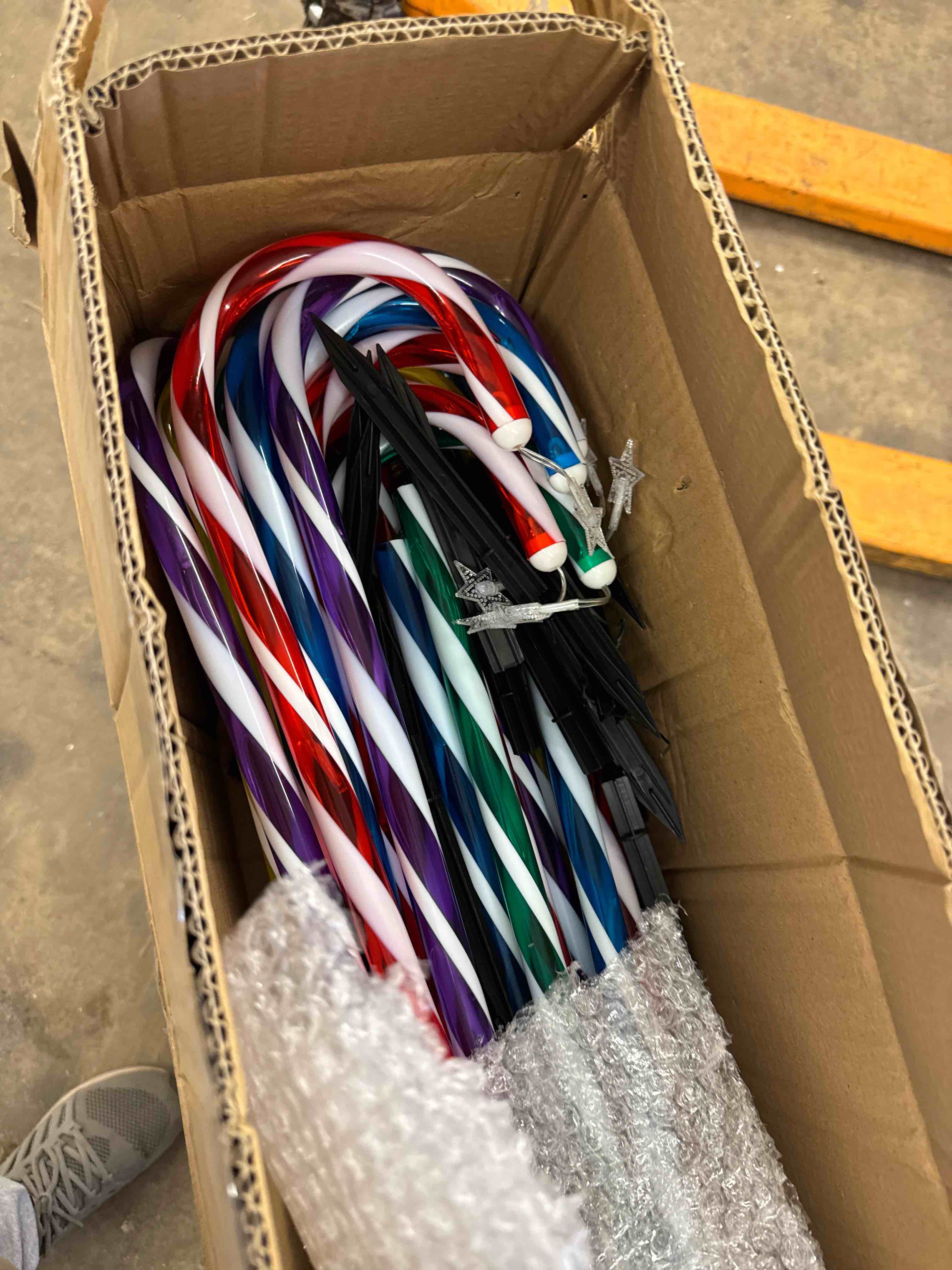 https://s3.amazonaws.com/lotting-images-prod/phillipi/PPE1989313_1745010035894.jpeg