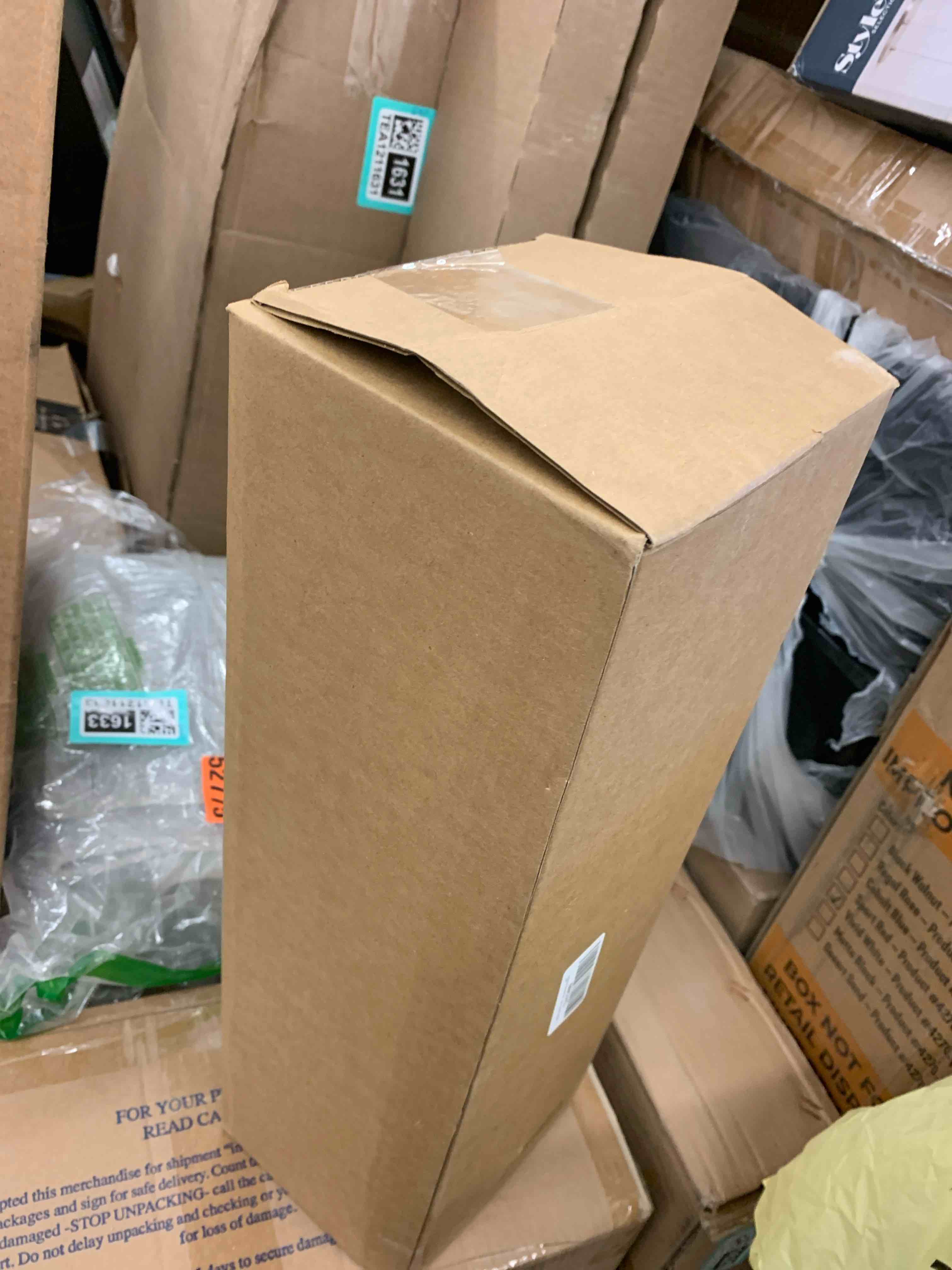 https://s3.amazonaws.com/lotting-images-prod/phillipi/PPE1989487_1745344377512.jpeg