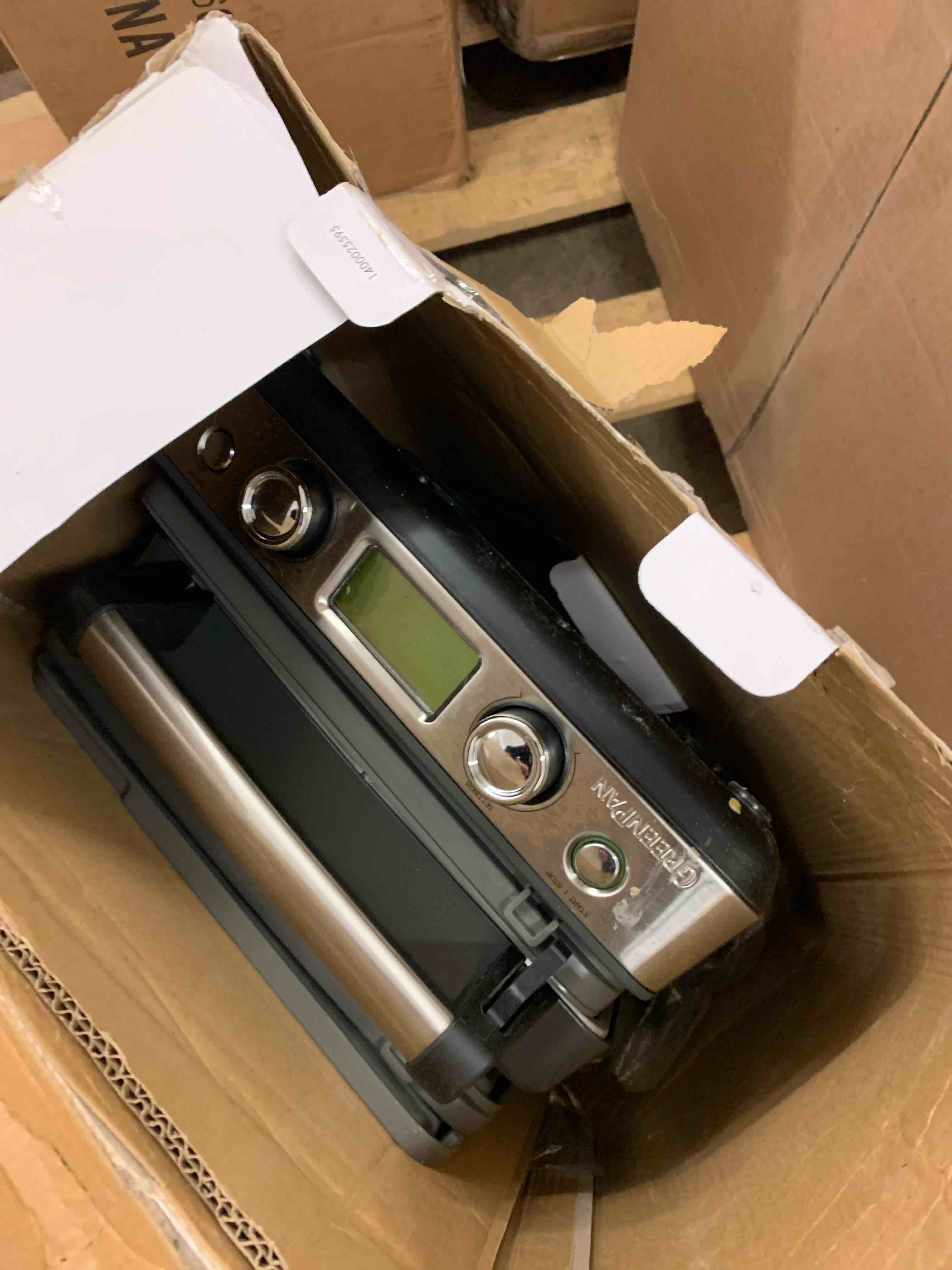 https://s3.amazonaws.com/lotting-images-prod/phillipi/PPE1989508_1745347864384.jpeg