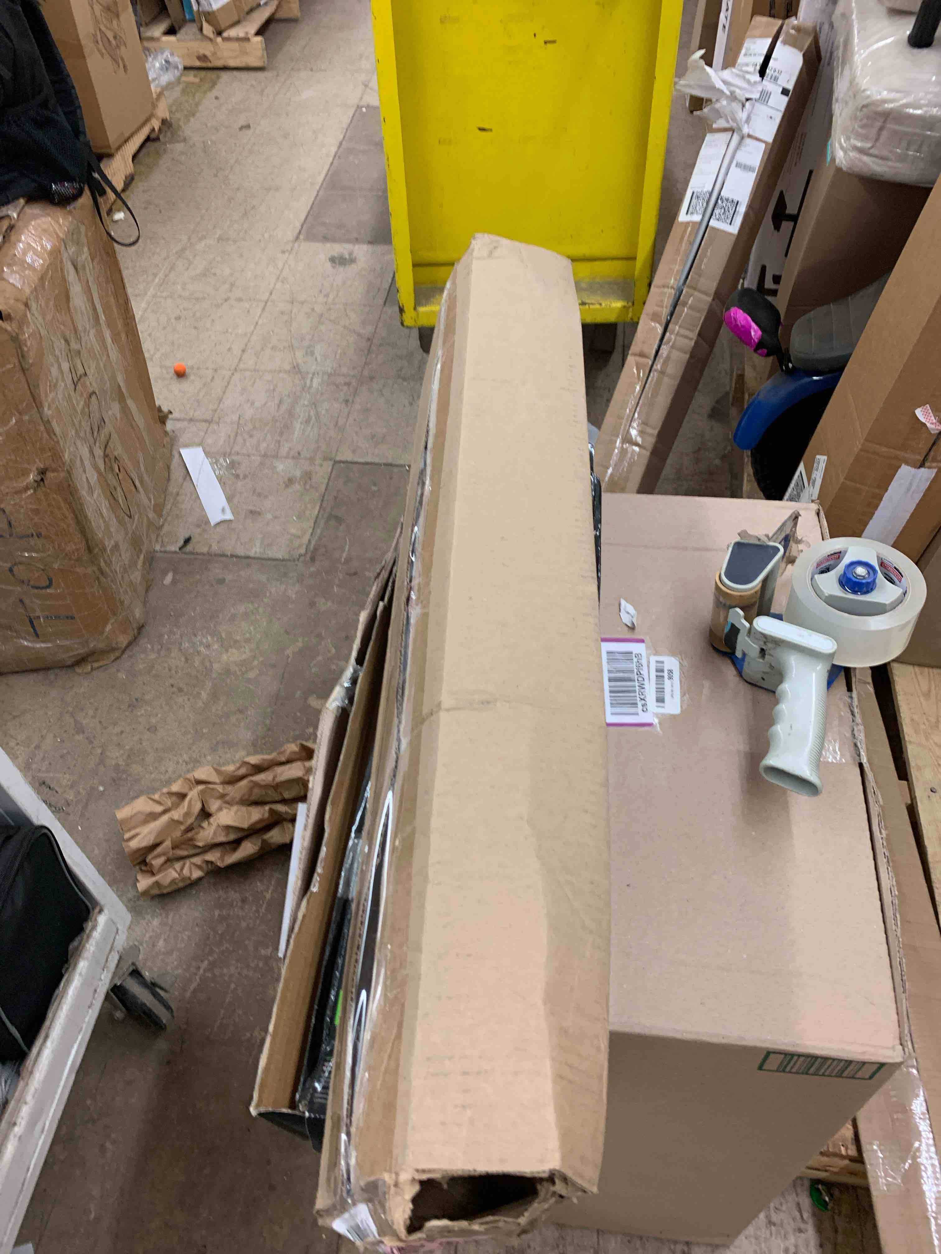 https://s3.amazonaws.com/lotting-images-prod/phillipi/PPE1989774_1746025650072.jpeg