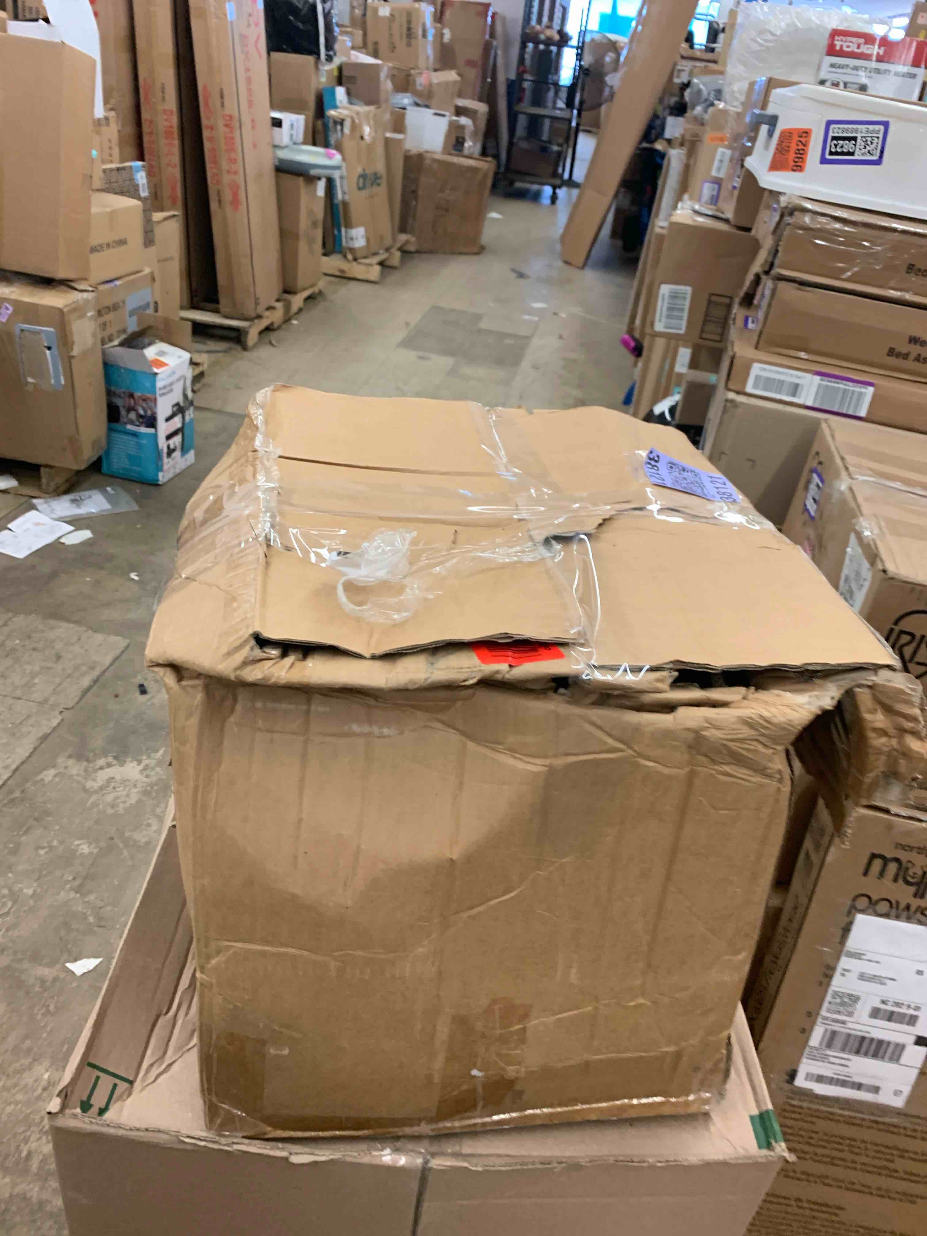 https://s3.amazonaws.com/lotting-images-prod/phillipi/PPE1989829_1746108351391.jpeg