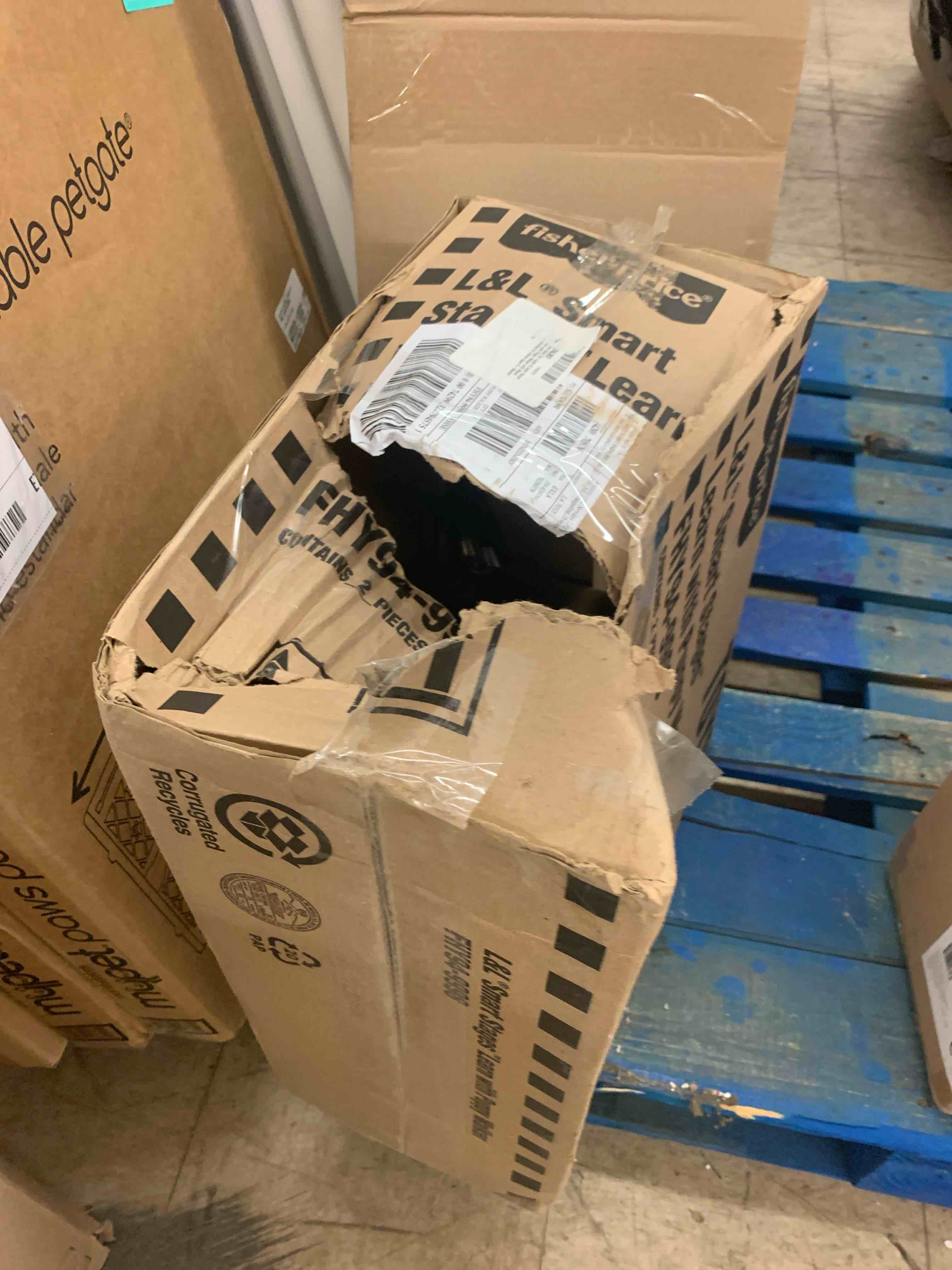 https://s3.amazonaws.com/lotting-images-prod/phillipi/PPE1989847_1746122077080.jpeg