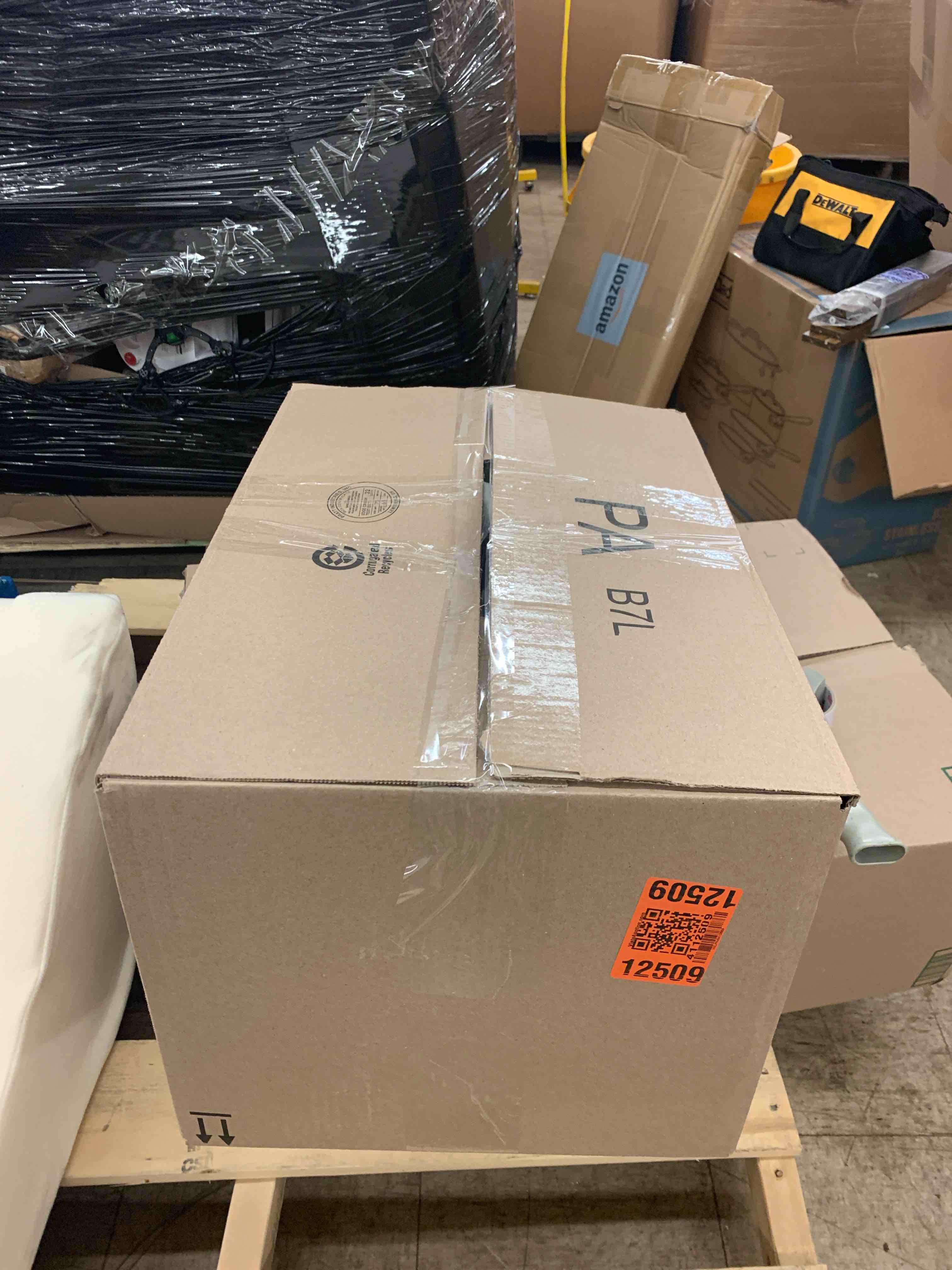 https://s3.amazonaws.com/lotting-images-prod/phillipi/PPE1989872_1746125934465.jpeg