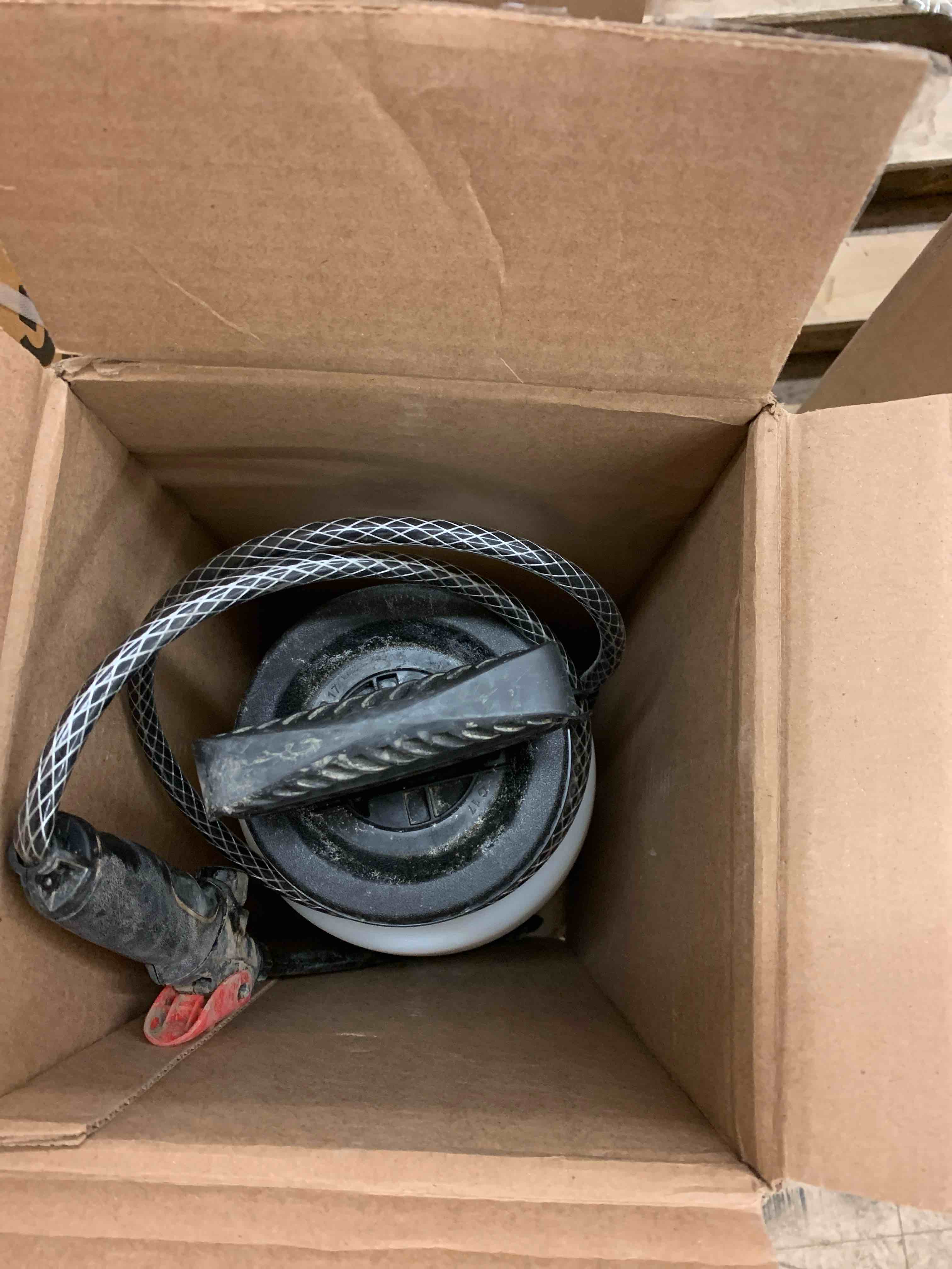 https://s3.amazonaws.com/lotting-images-prod/phillipi/PPE1989895_1746131655521.jpeg