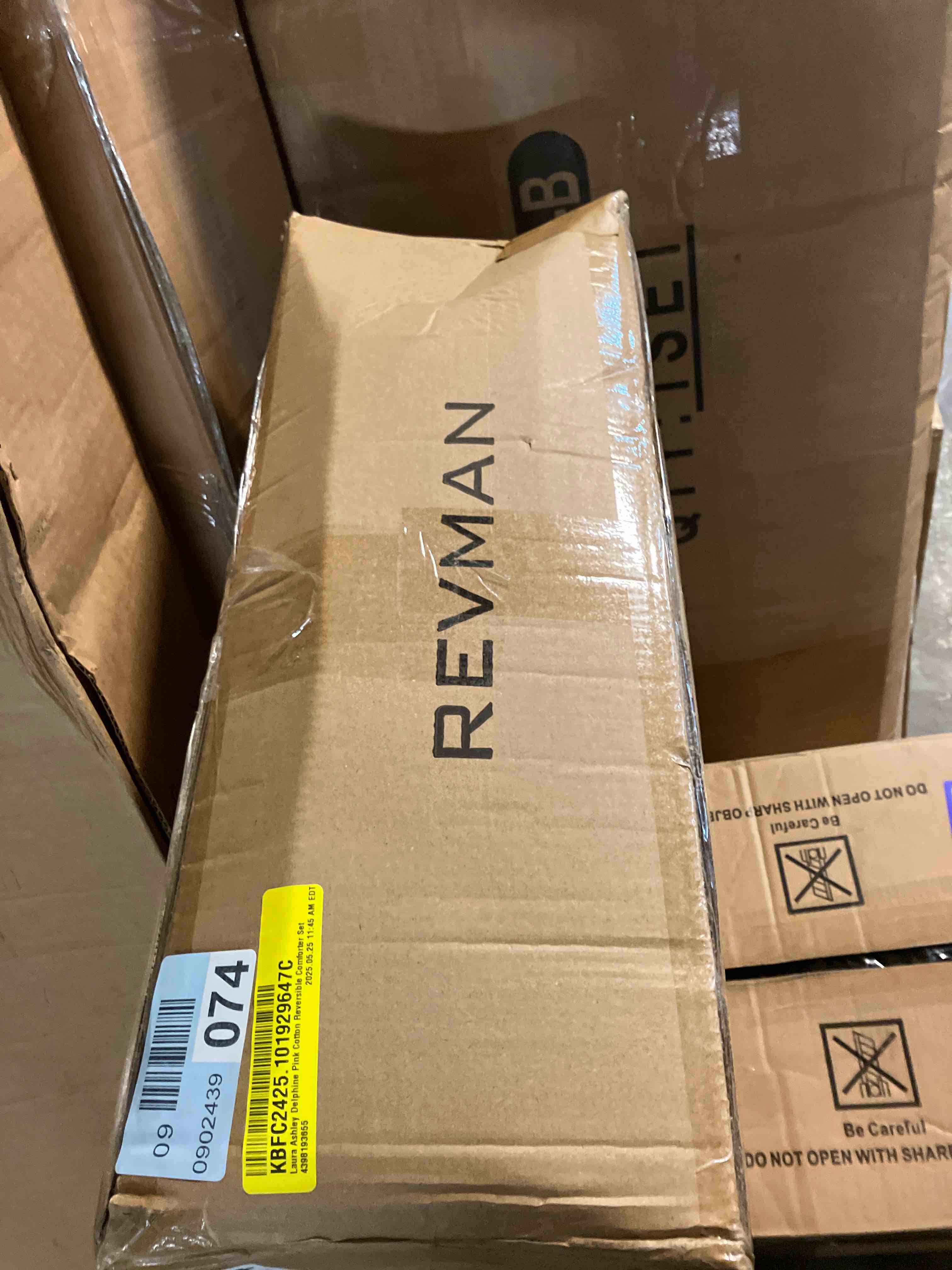 https://s3.amazonaws.com/lotting-images-prod/phillipi/PPE1991709_1749135157028.jpeg