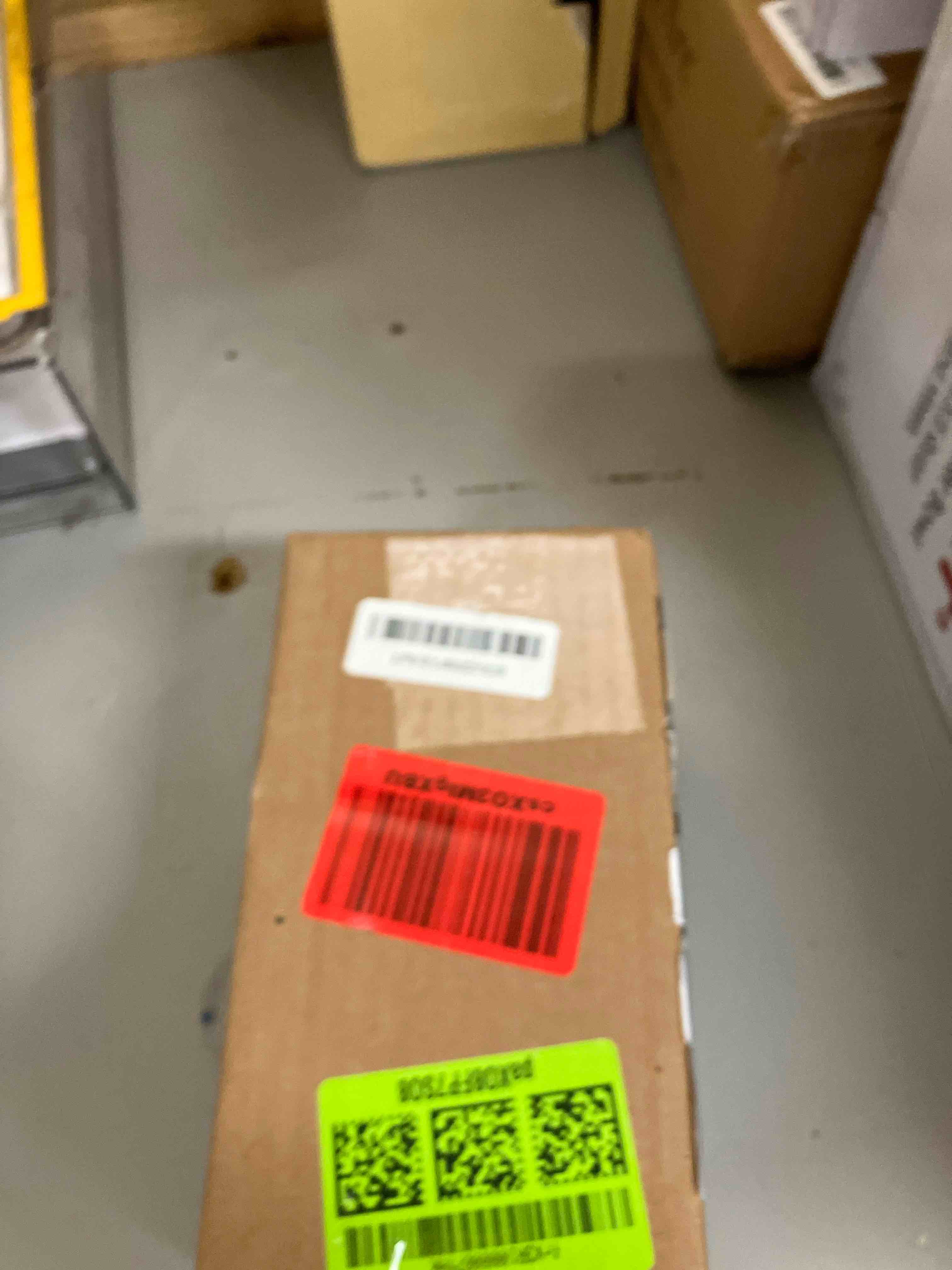 https://s3.amazonaws.com/lotting-images-prod/phillipi/PPE1993176_1744978931751.jpeg