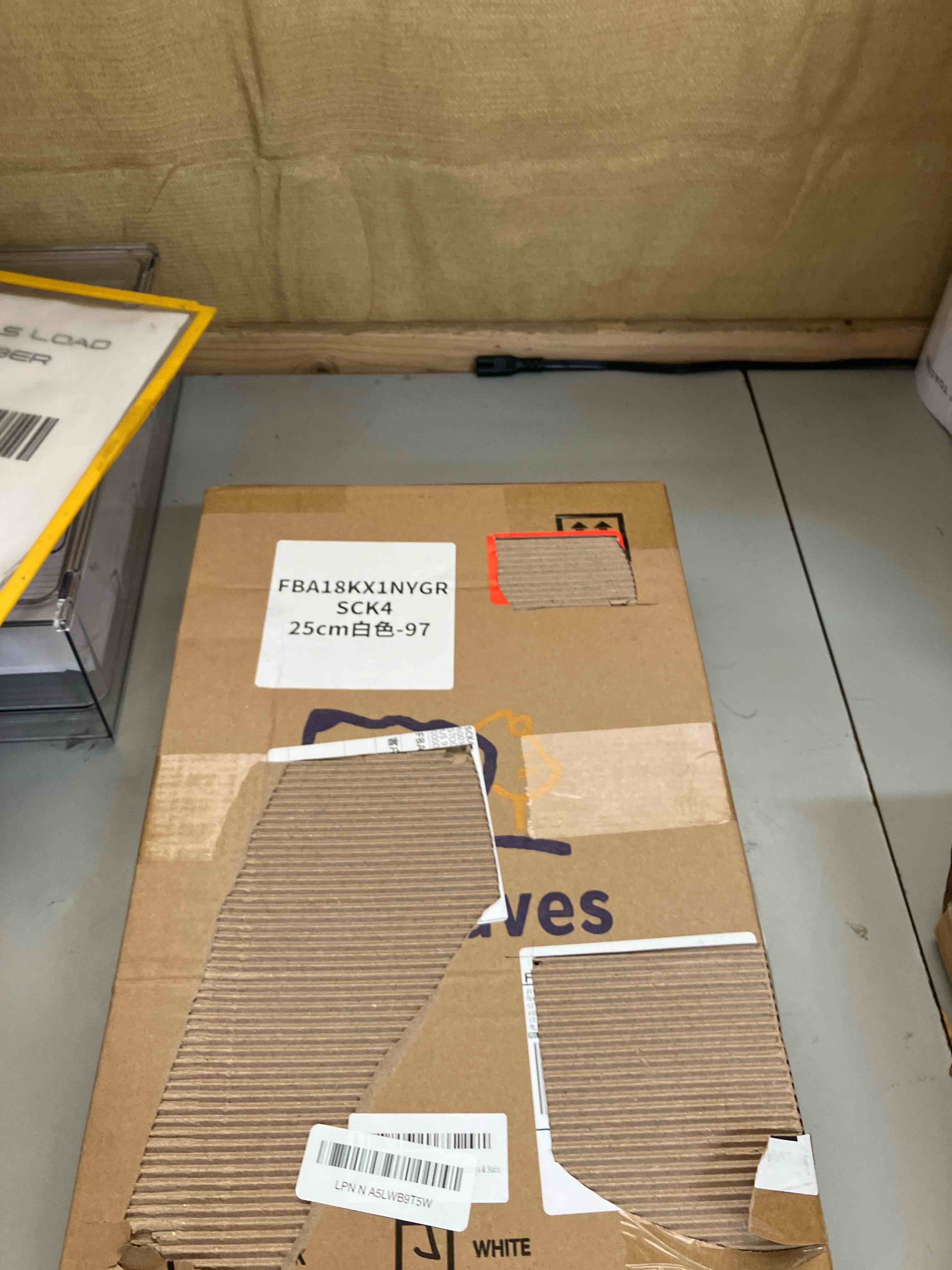 https://s3.amazonaws.com/lotting-images-prod/phillipi/PPE1993195_1744979443341.jpeg