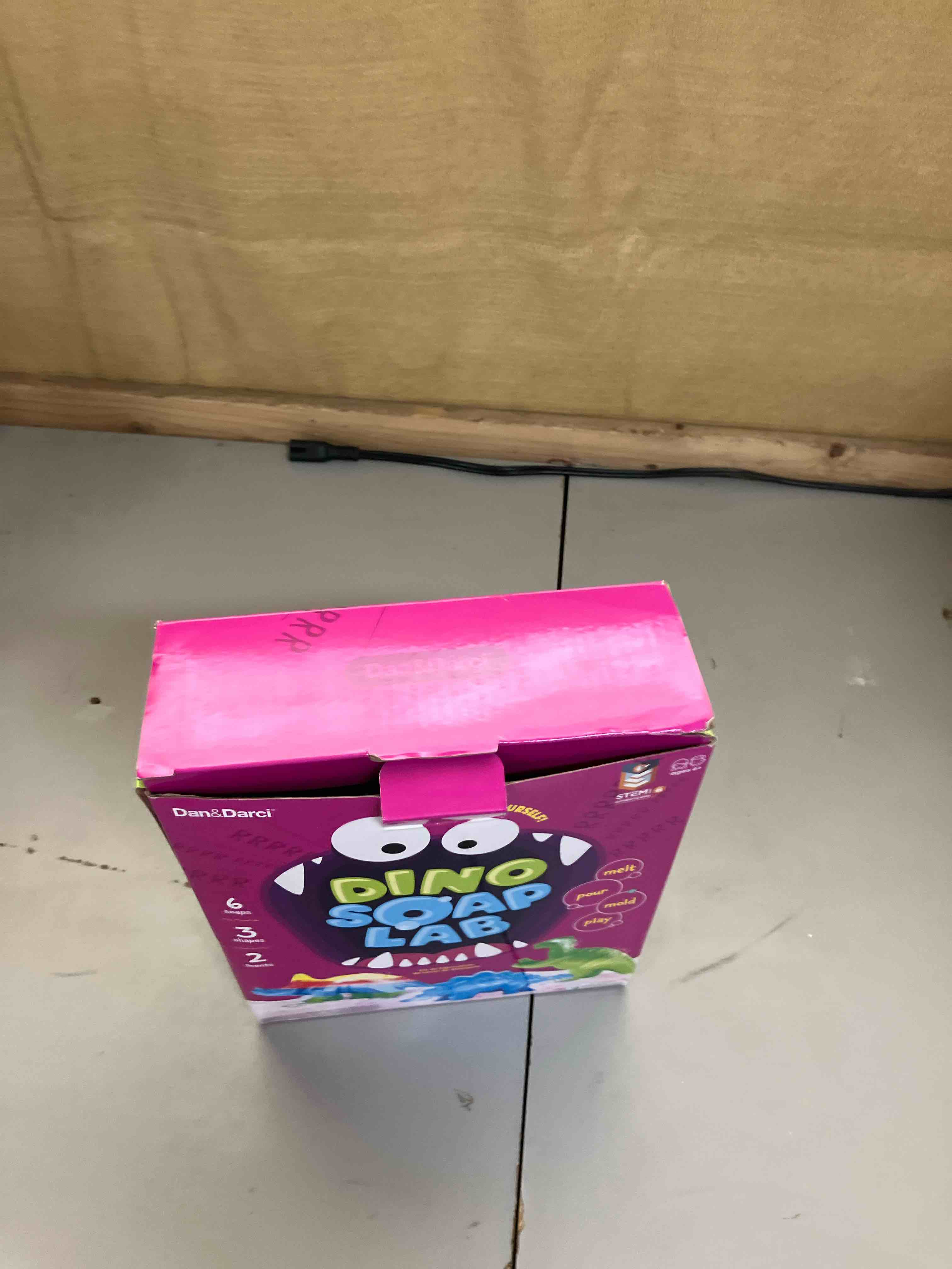 https://s3.amazonaws.com/lotting-images-prod/phillipi/PPE1993203_1744979673454.jpeg