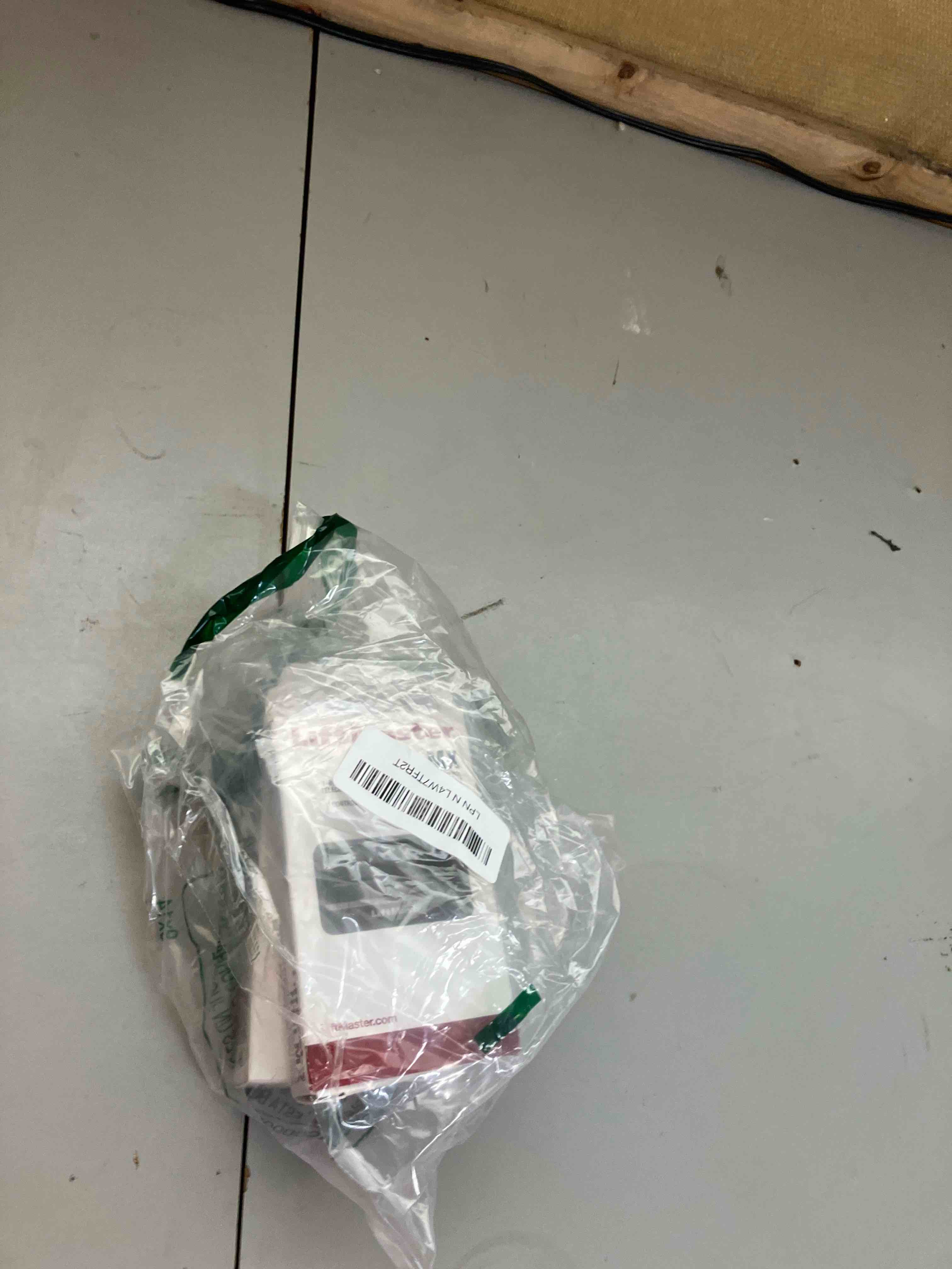 https://s3.amazonaws.com/lotting-images-prod/phillipi/PPE1993739_1745935982042.jpeg