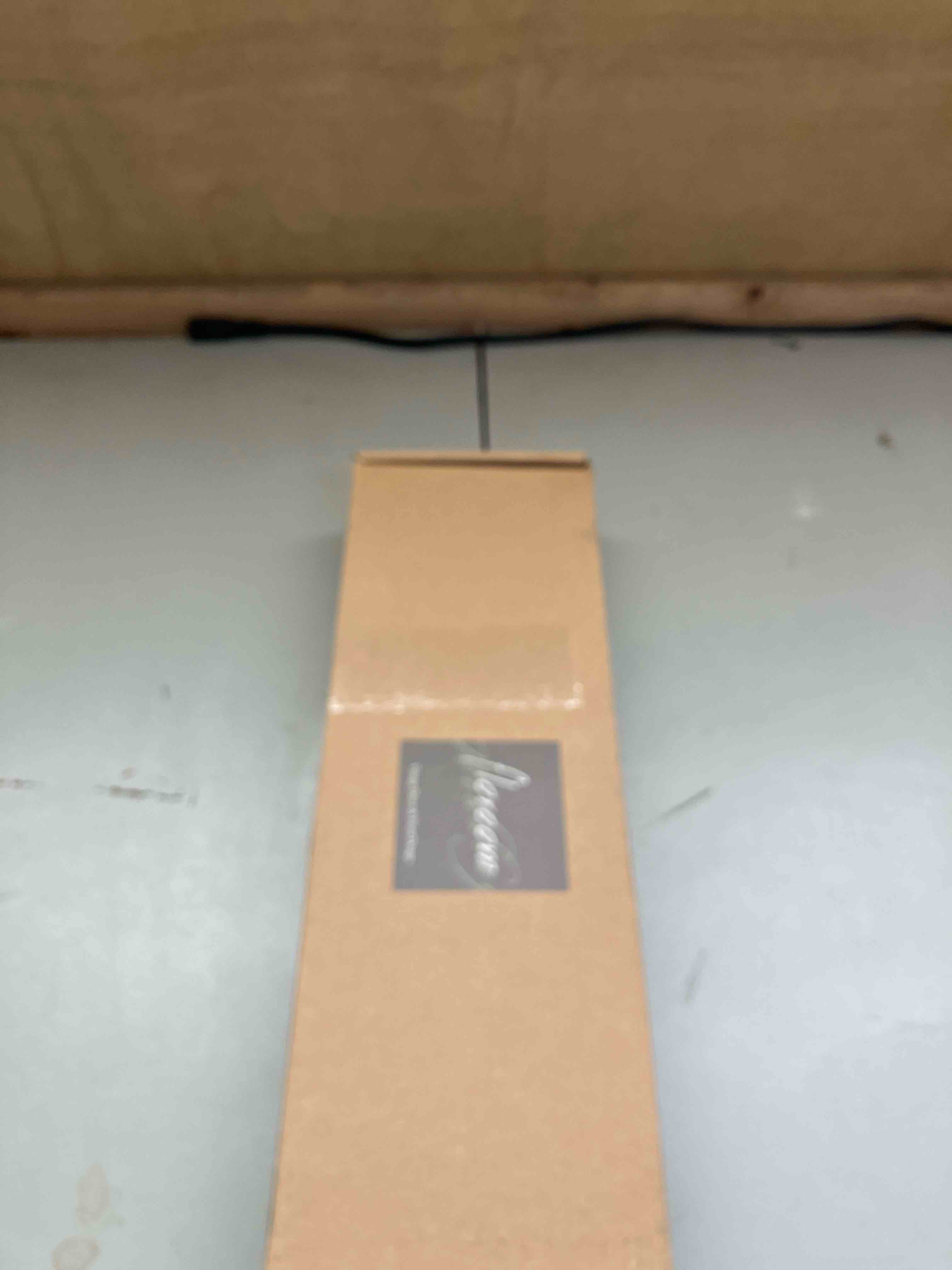 https://s3.amazonaws.com/lotting-images-prod/phillipi/PPE1993931_1746020334708.jpeg