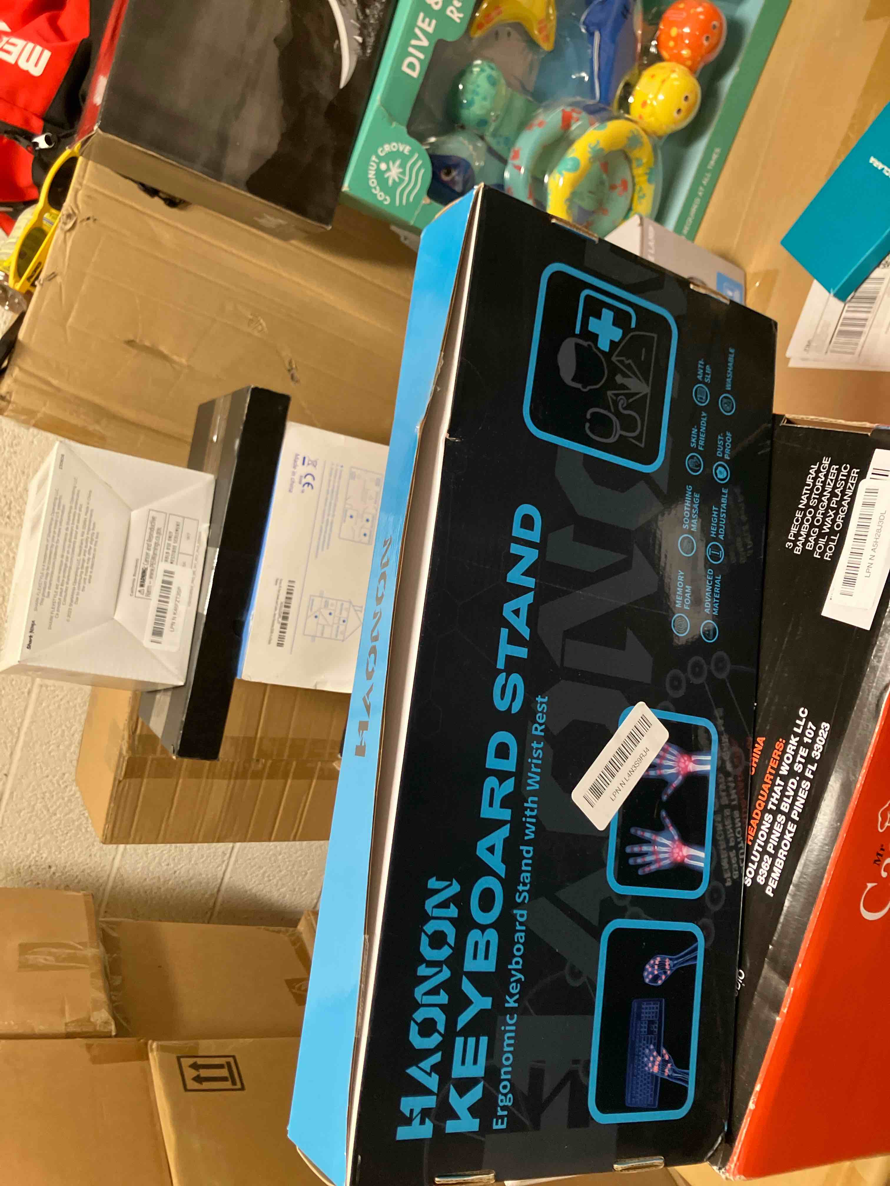 https://s3.amazonaws.com/lotting-images-prod/phillipi/PPE1994481_1746536964596.jpeg