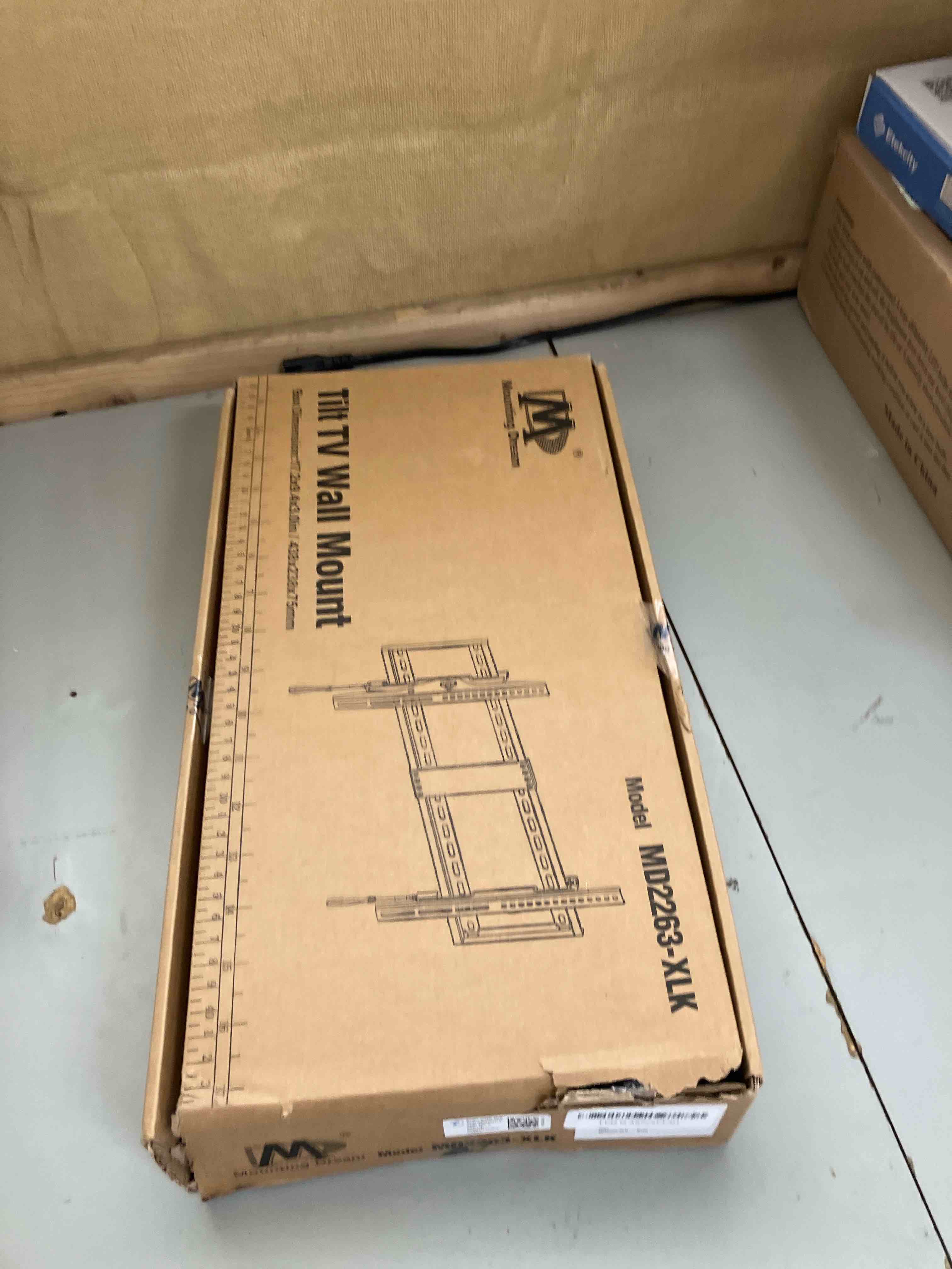 https://s3.amazonaws.com/lotting-images-prod/phillipi/PPE1995304_1746643156968.jpeg