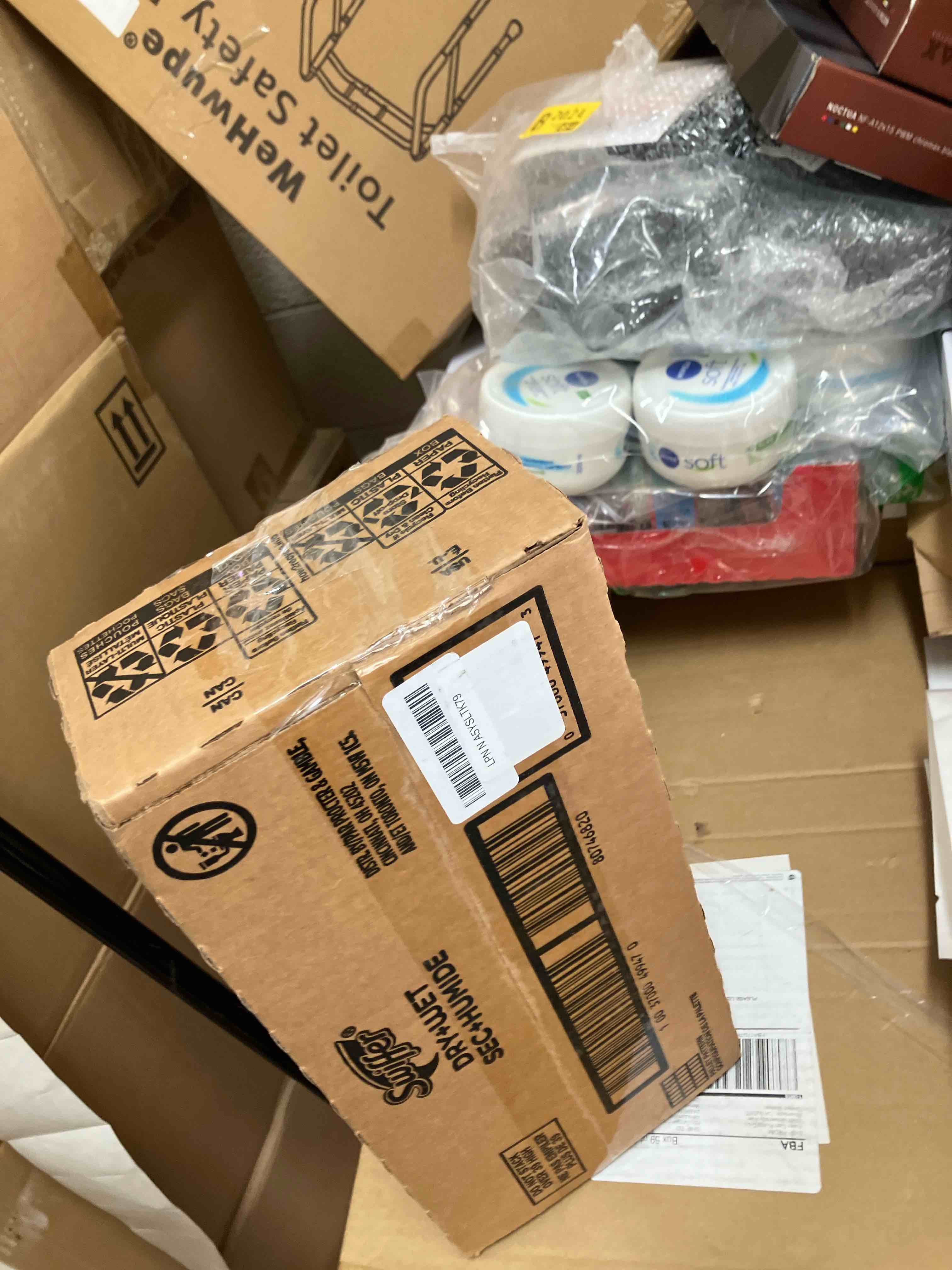 https://s3.amazonaws.com/lotting-images-prod/phillipi/PPE1995621_1746717891552.jpeg