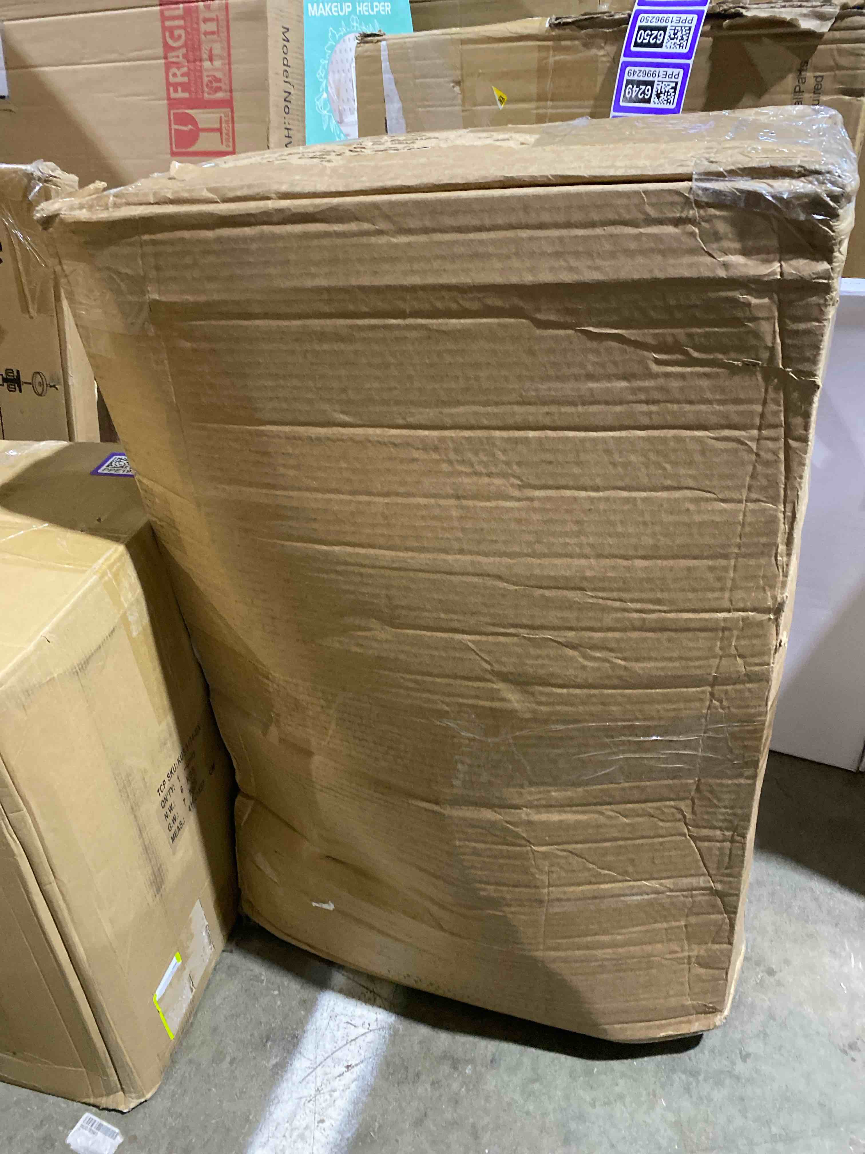 https://s3.amazonaws.com/lotting-images-prod/phillipi/PPE1996246_1742240455866.jpeg