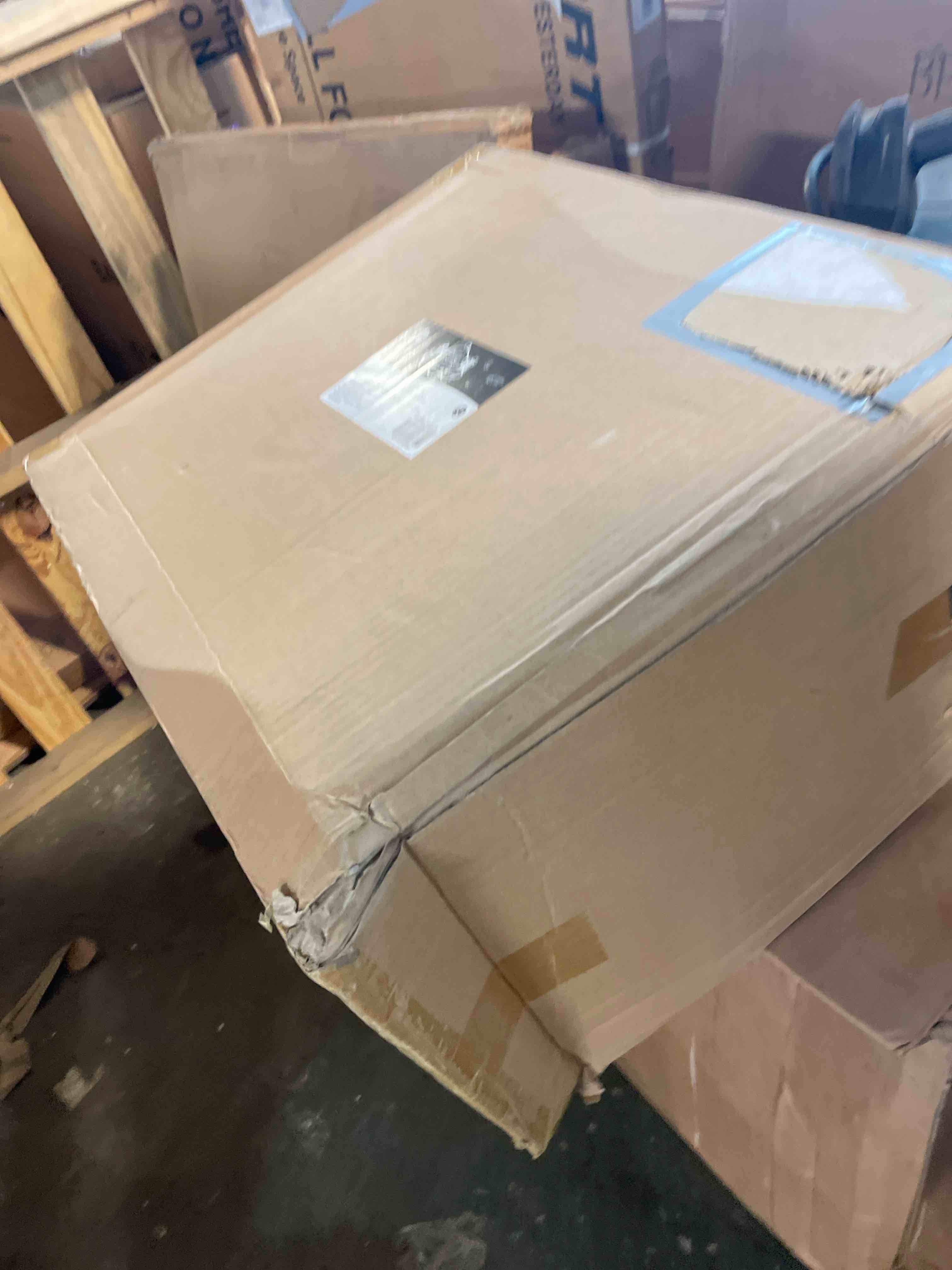 https://s3.amazonaws.com/lotting-images-prod/phillipi/PPE1996558_1742305100312.jpeg