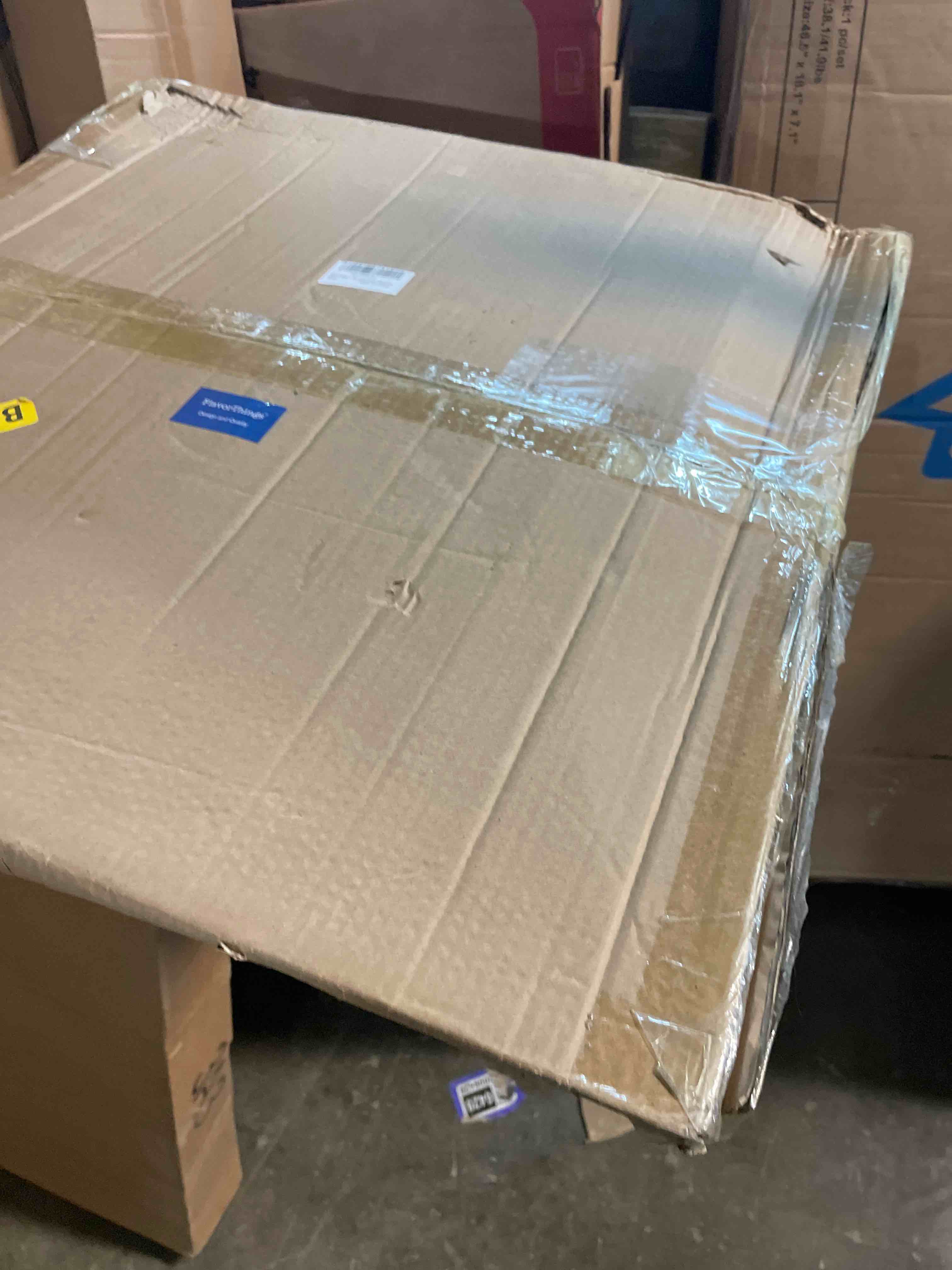 https://s3.amazonaws.com/lotting-images-prod/phillipi/PPE1996583_1742301409177.jpeg