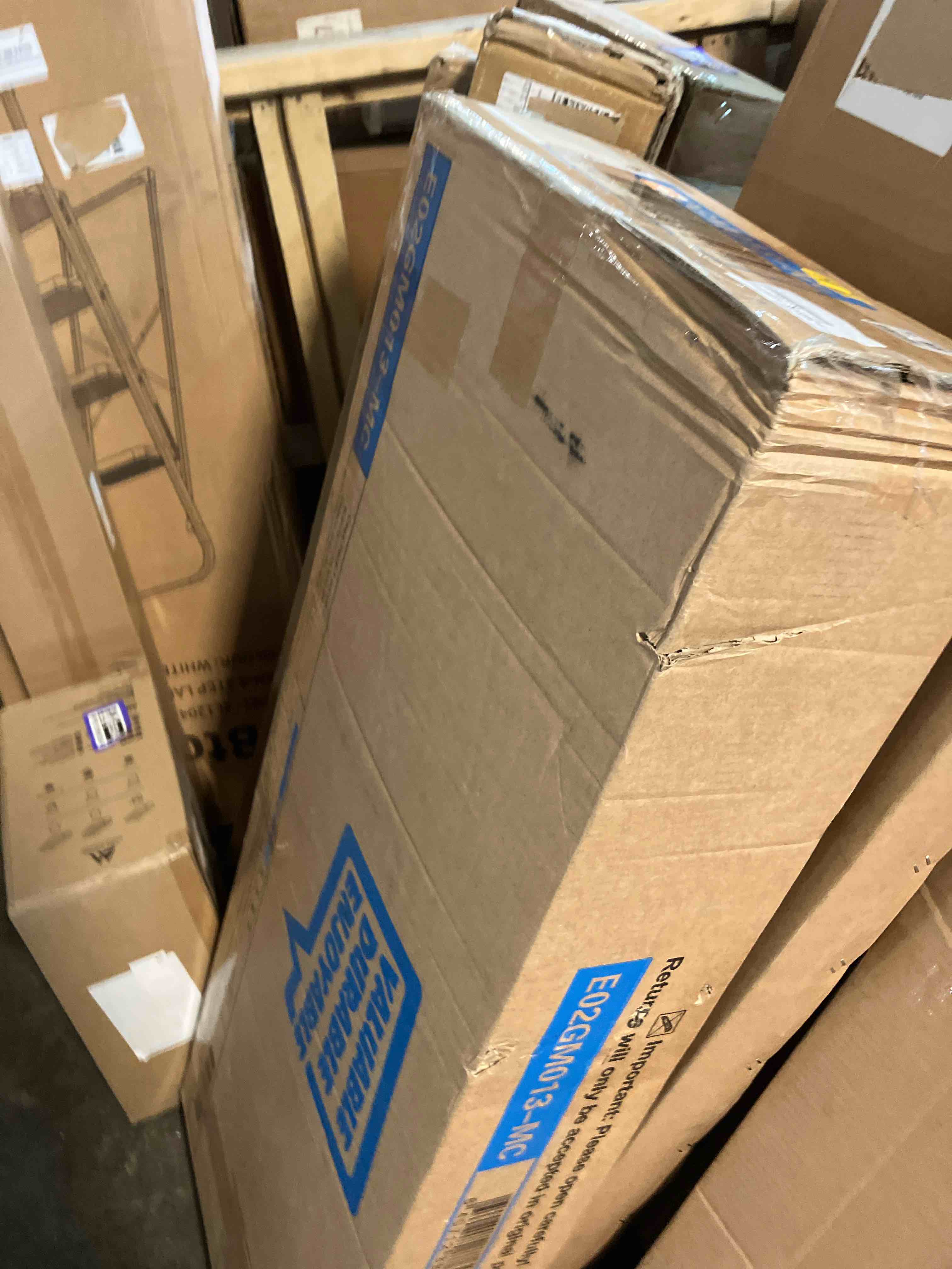 https://s3.amazonaws.com/lotting-images-prod/phillipi/PPE1996593_1742225475846.jpeg
