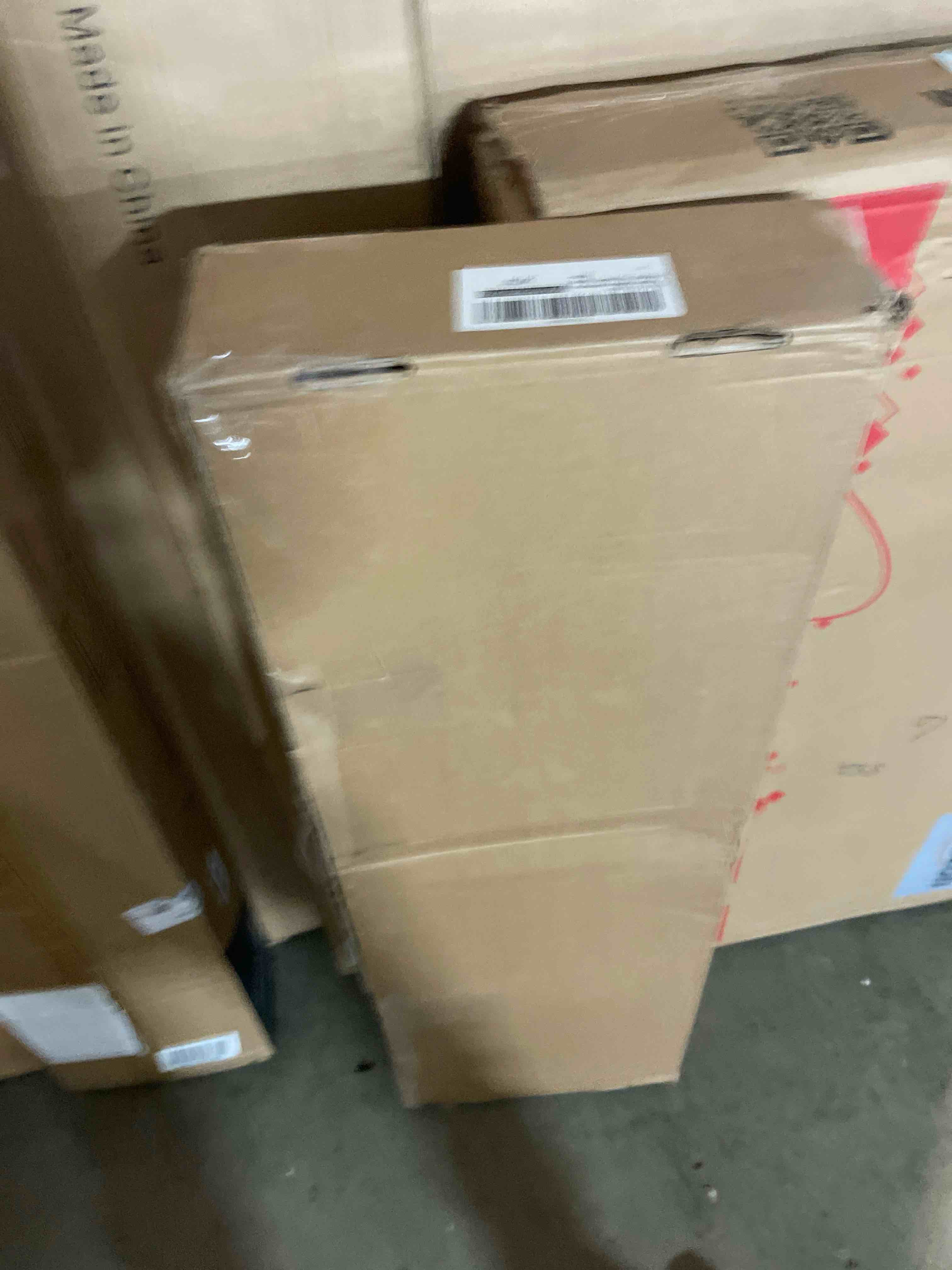 https://s3.amazonaws.com/lotting-images-prod/phillipi/PPE1996736_1742307261700.jpeg