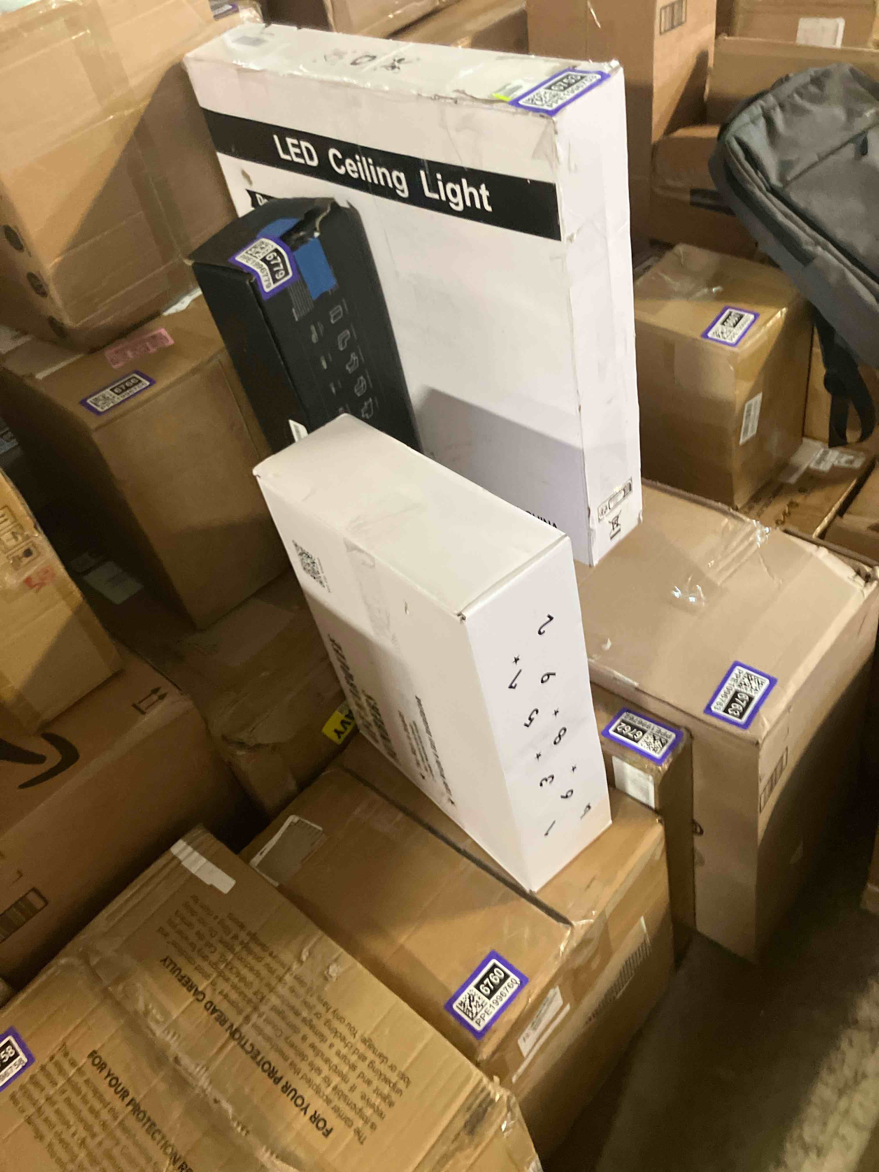 https://s3.amazonaws.com/lotting-images-prod/phillipi/PPE1996777_1742315979663.jpeg