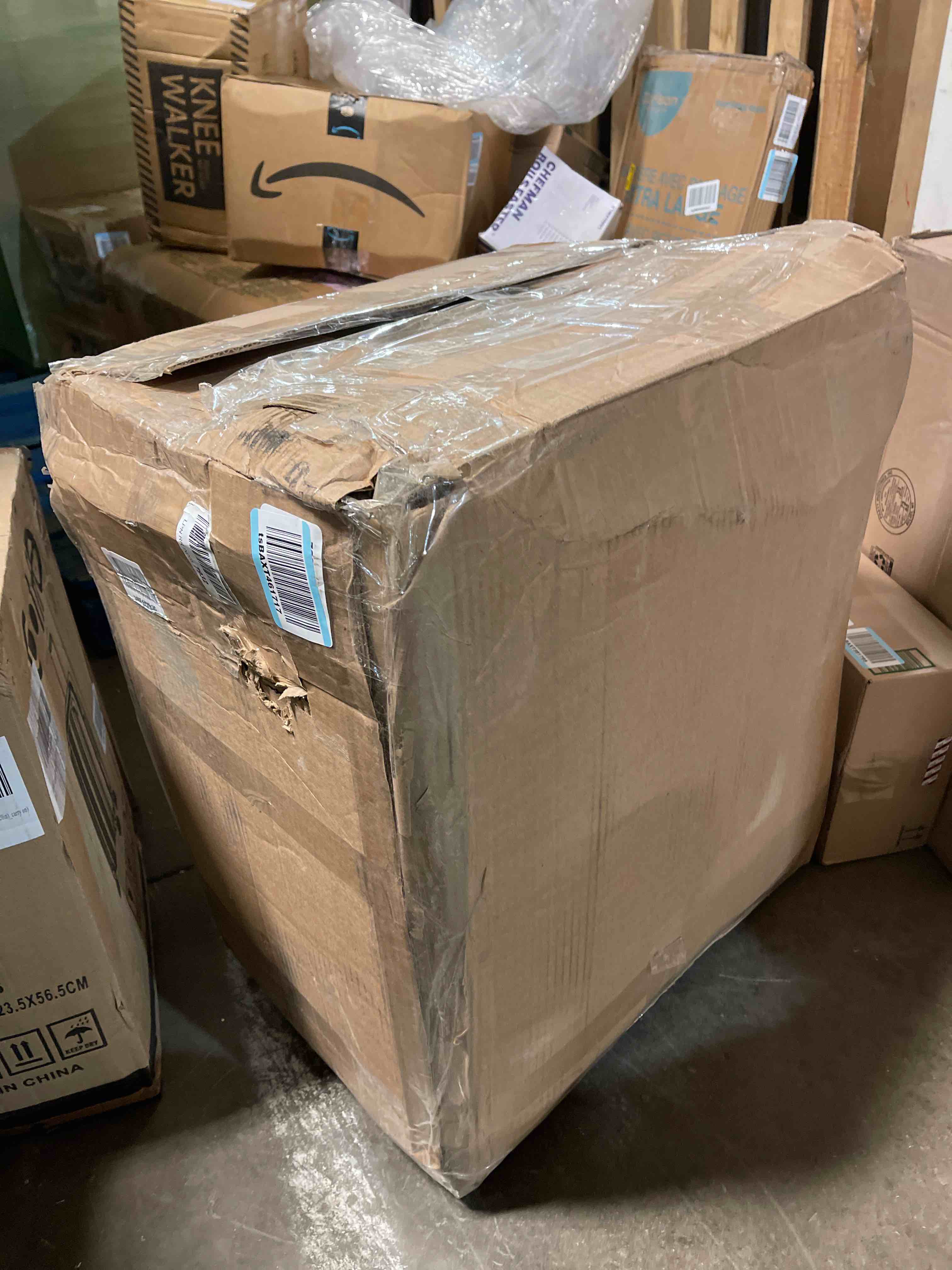 https://s3.amazonaws.com/lotting-images-prod/phillipi/PPE1996836_1742585744124.jpeg