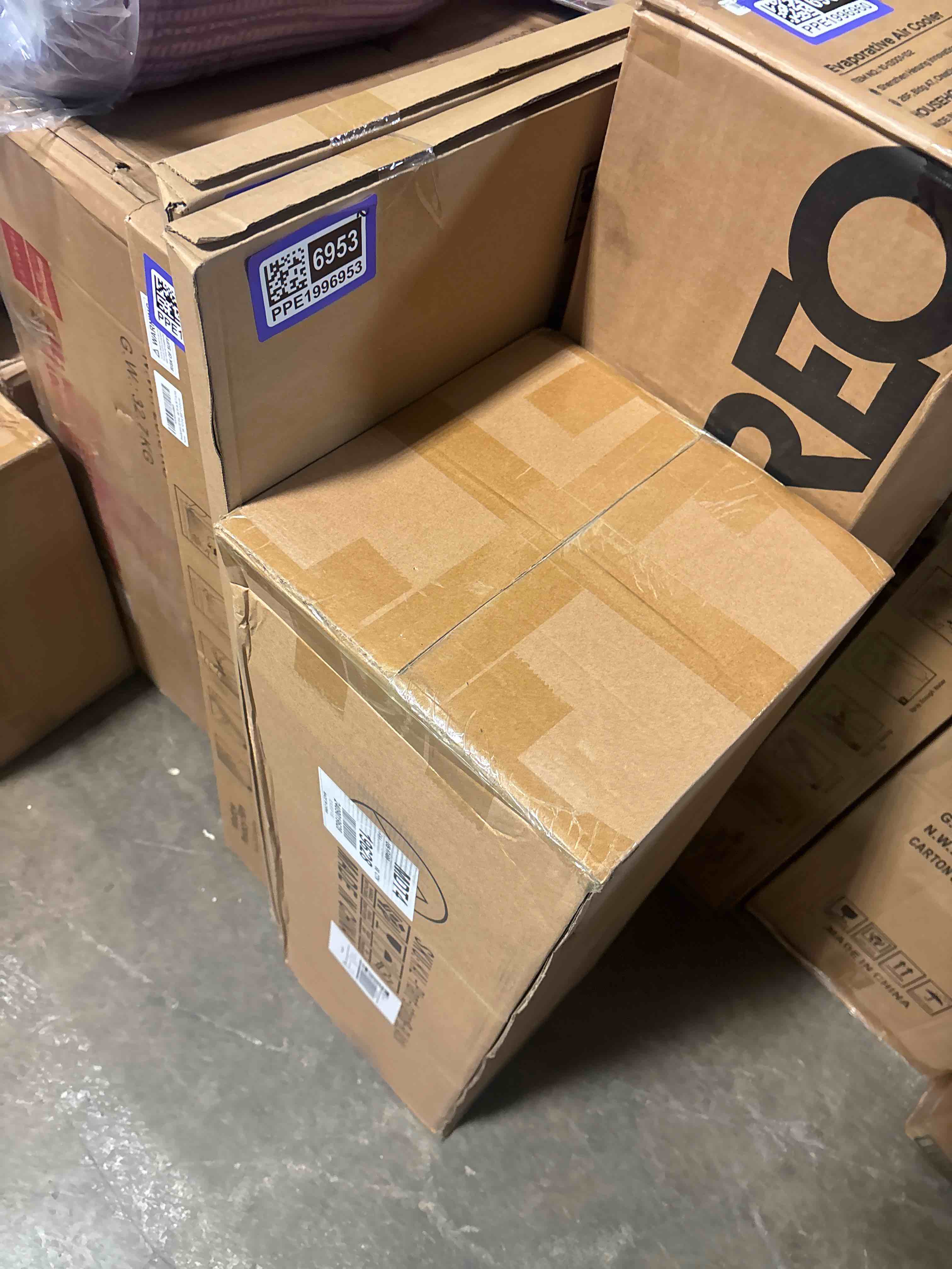 https://s3.amazonaws.com/lotting-images-prod/phillipi/PPE1996932_1742503992831.jpeg