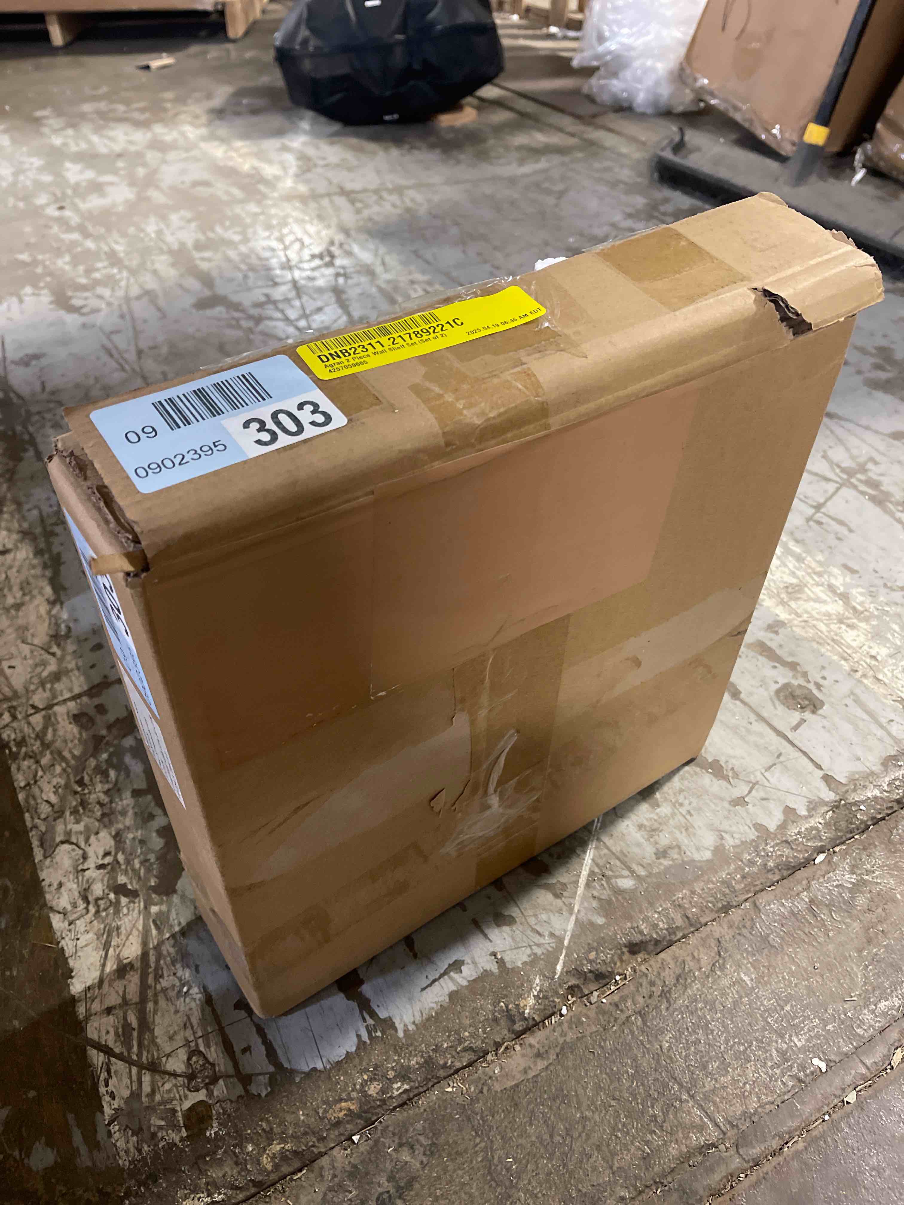 https://s3.amazonaws.com/lotting-images-prod/phillipi/PPE1997687_1745421727266.jpeg