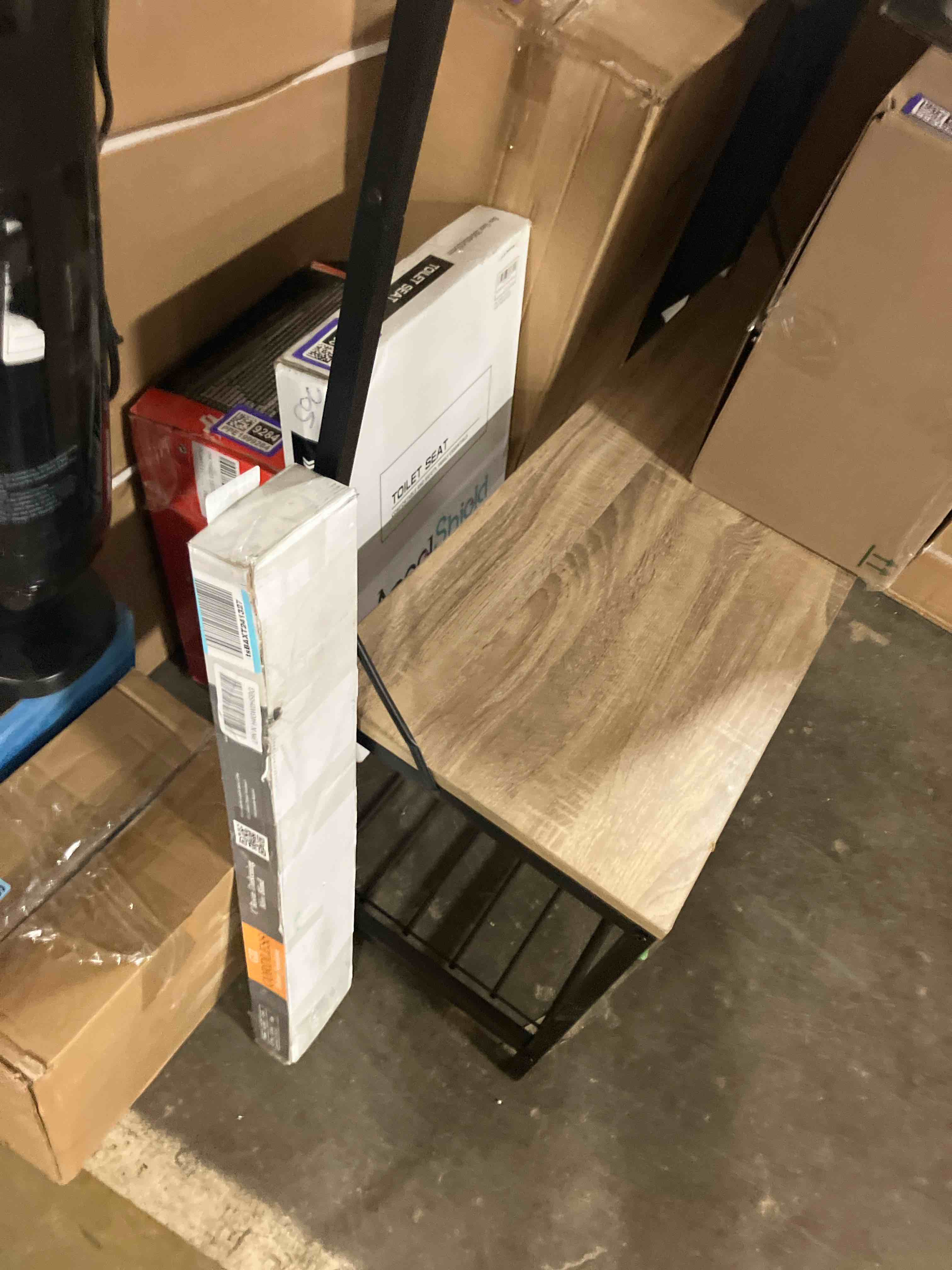 https://s3.amazonaws.com/lotting-images-prod/phillipi/PPE1999279_1741097201209.jpeg