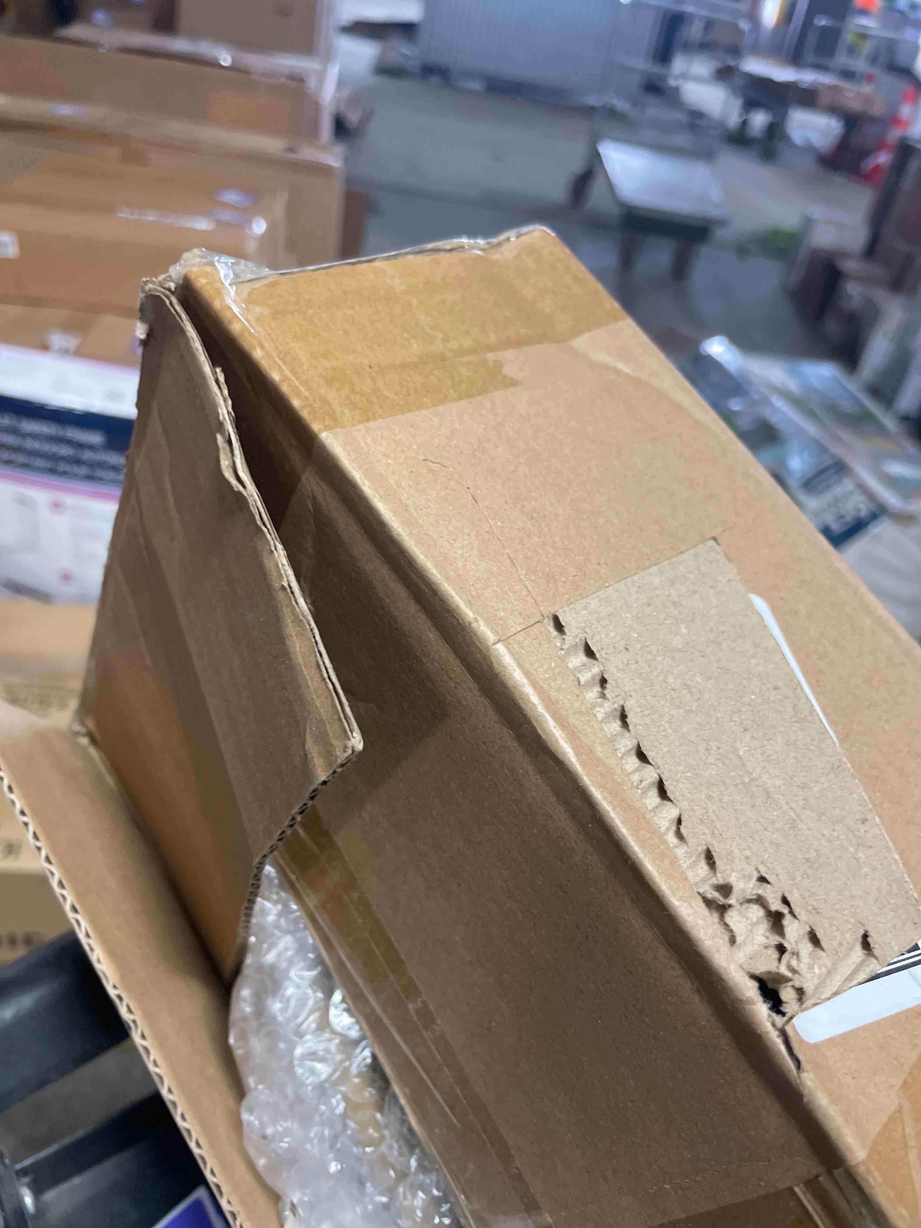 https://s3.amazonaws.com/lotting-images-prod/phillipi/PPE1999493_1741101982998.jpeg