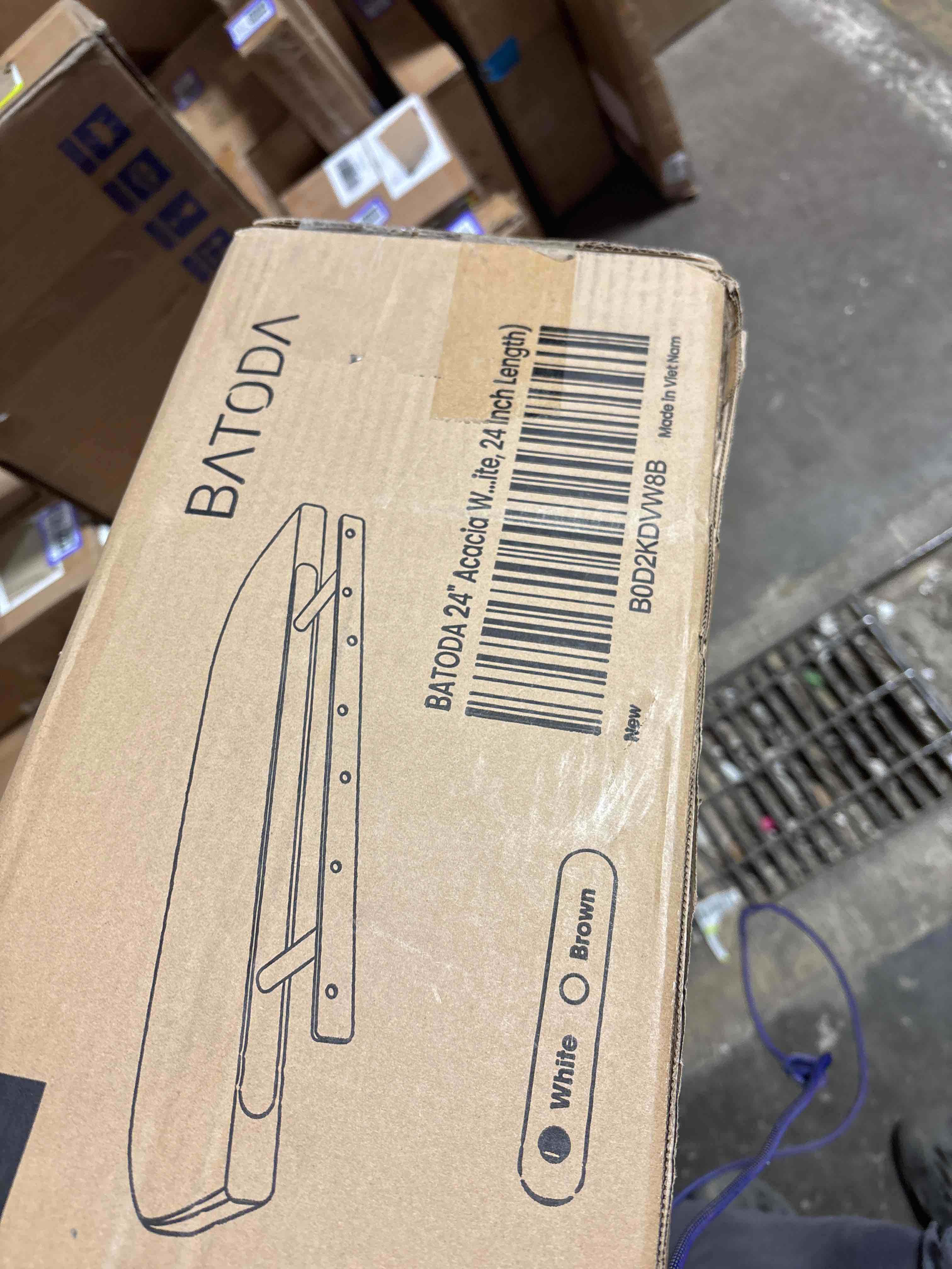 https://s3.amazonaws.com/lotting-images-prod/phillipi/PPE2000268_1741367785585.jpeg