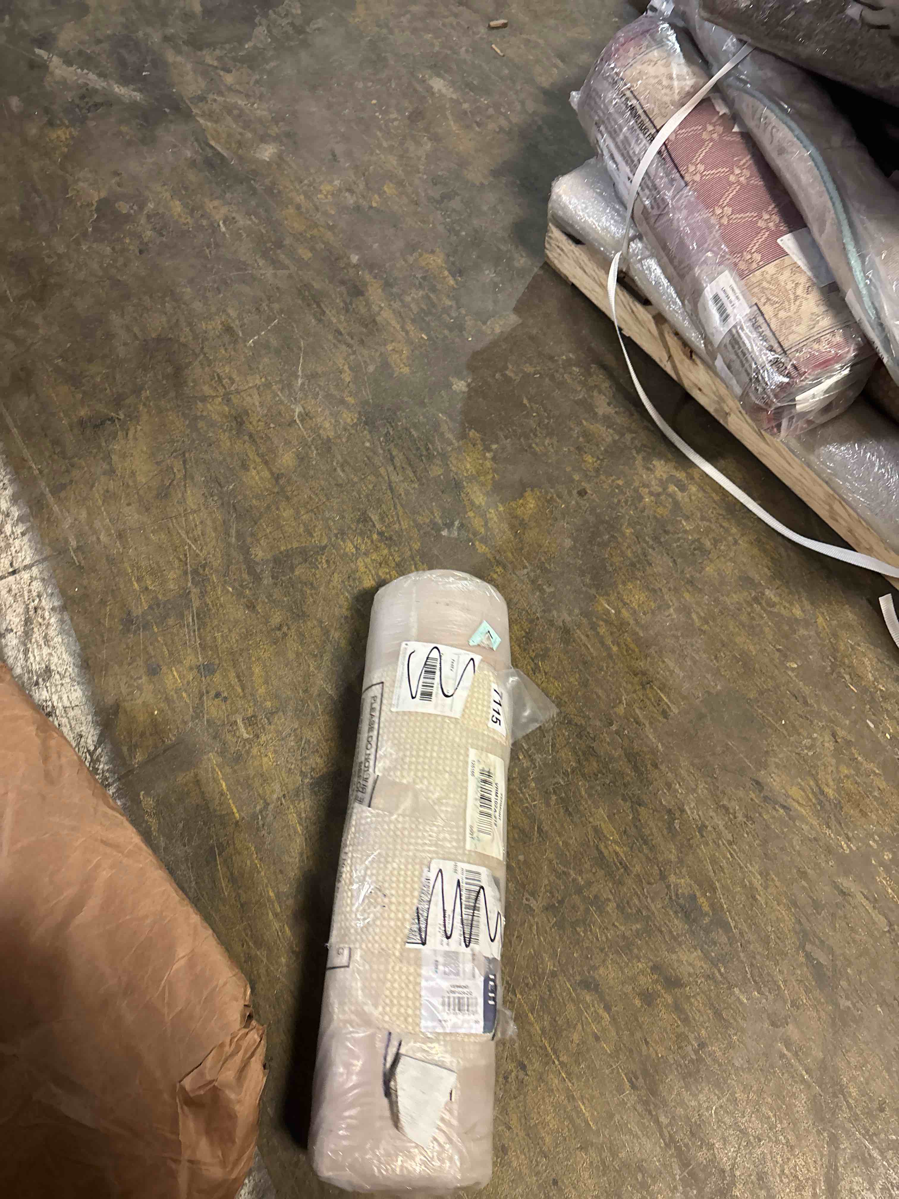 https://s3.amazonaws.com/lotting-images-prod/phillipi/PPE2002135_1743538117075.jpeg