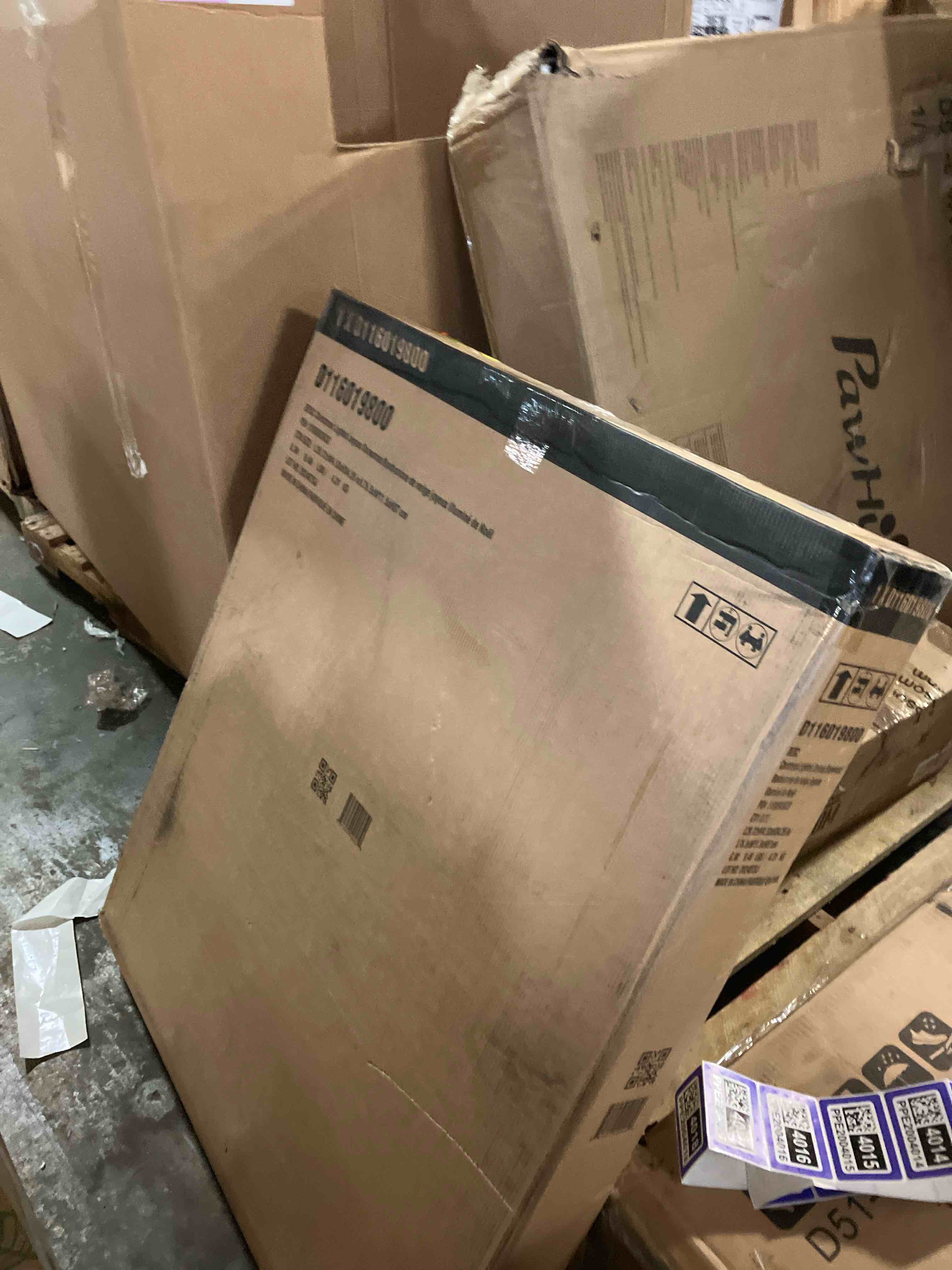 https://s3.amazonaws.com/lotting-images-prod/phillipi/PPE2004018_1745609876368.jpeg