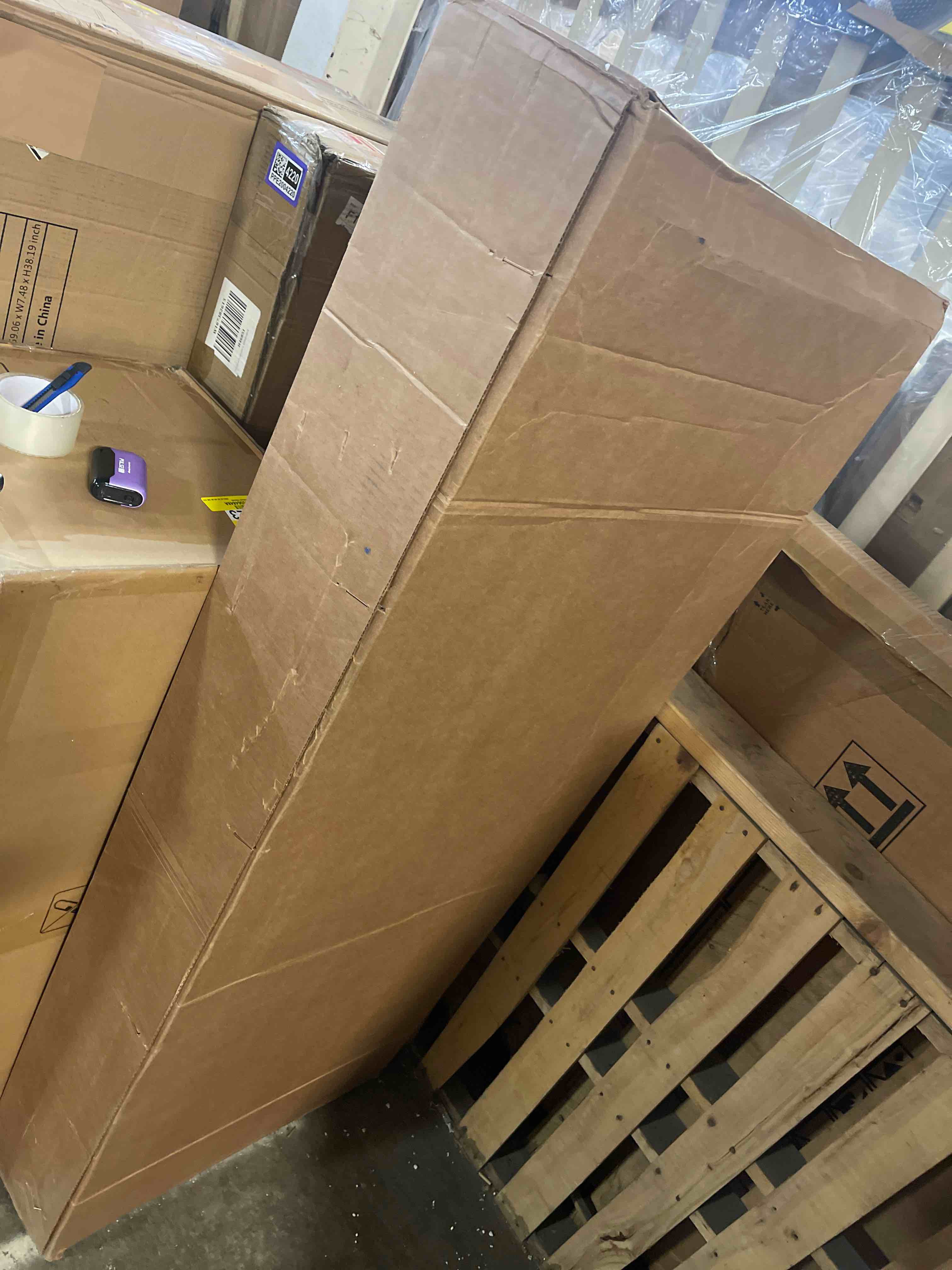 https://s3.amazonaws.com/lotting-images-prod/phillipi/PPE2004216_1745586313096.jpeg