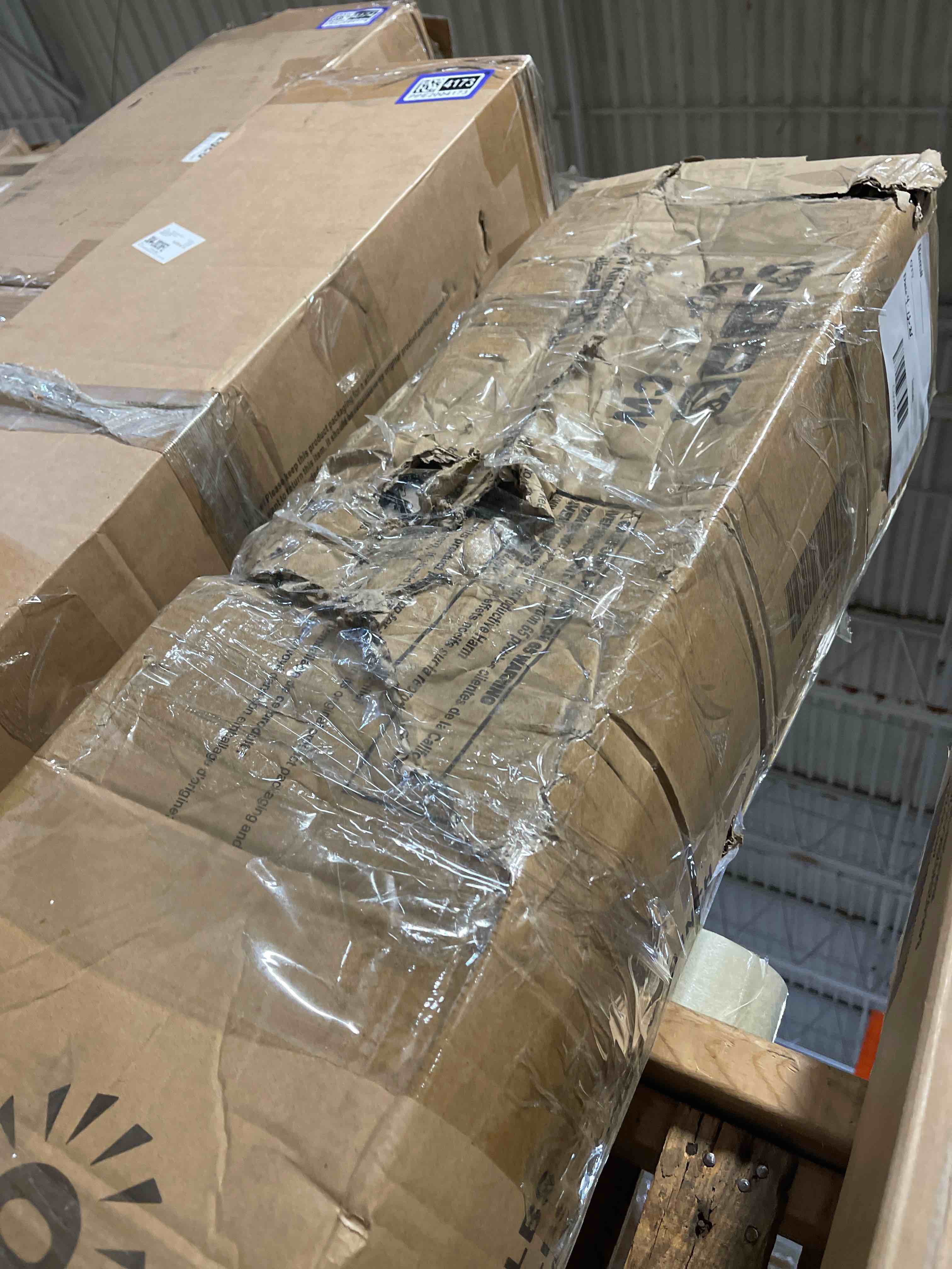 https://s3.amazonaws.com/lotting-images-prod/phillipi/PPE2004285_1745594724784.jpeg