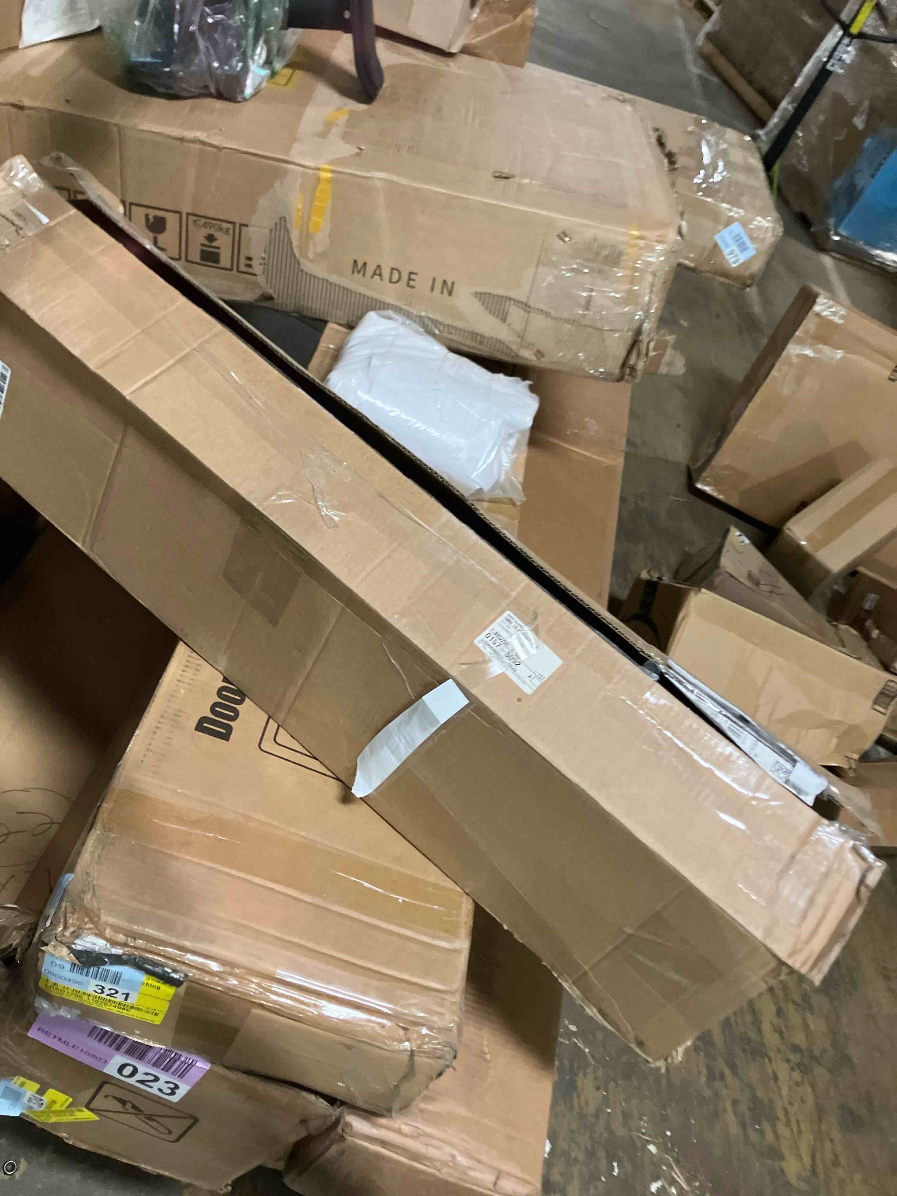 https://s3.amazonaws.com/lotting-images-prod/phillipi/PPE2004637_1745941188411.jpeg