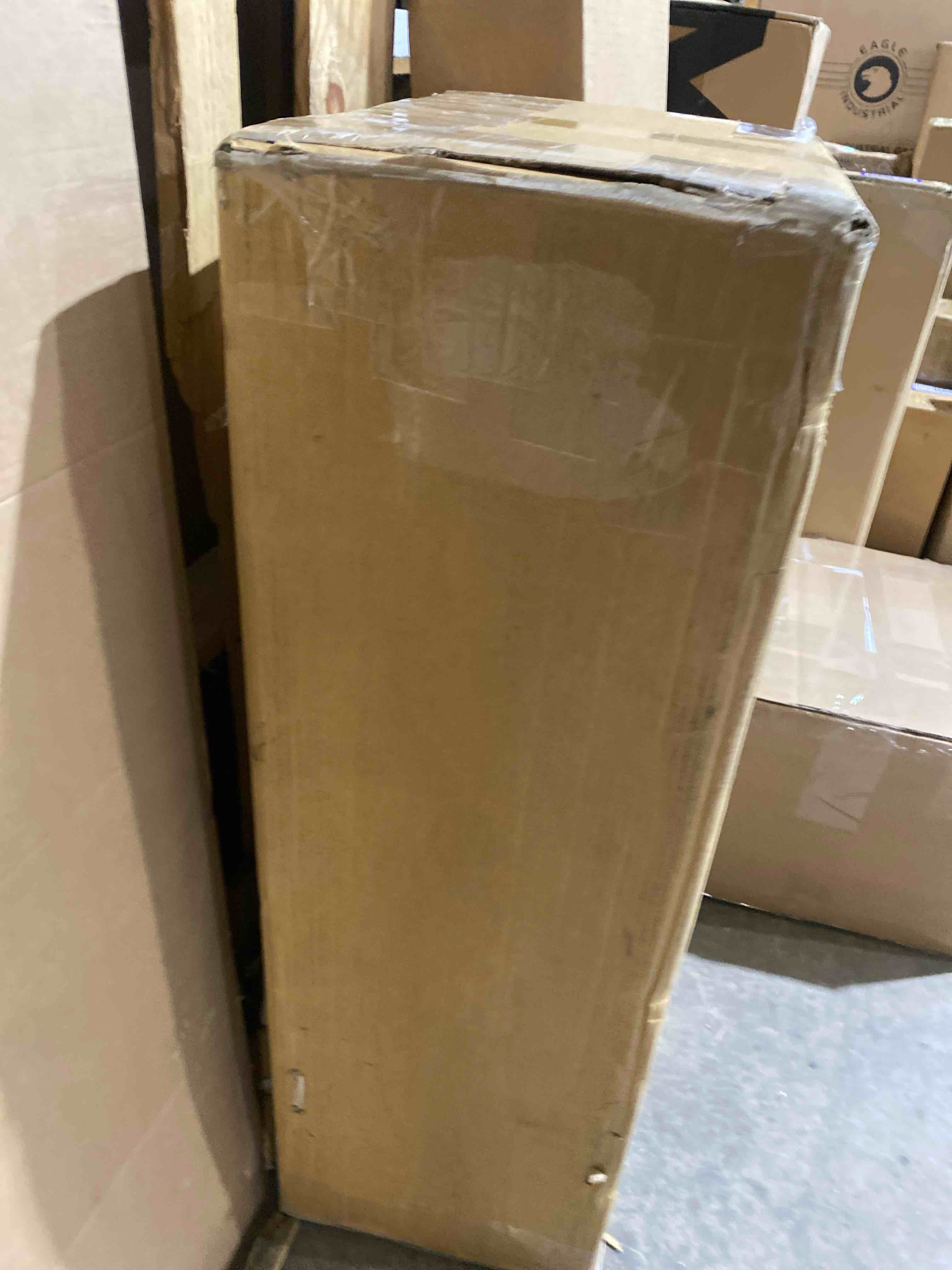 https://s3.amazonaws.com/lotting-images-prod/phillipi/PPE2006647_1740433170911.jpeg
