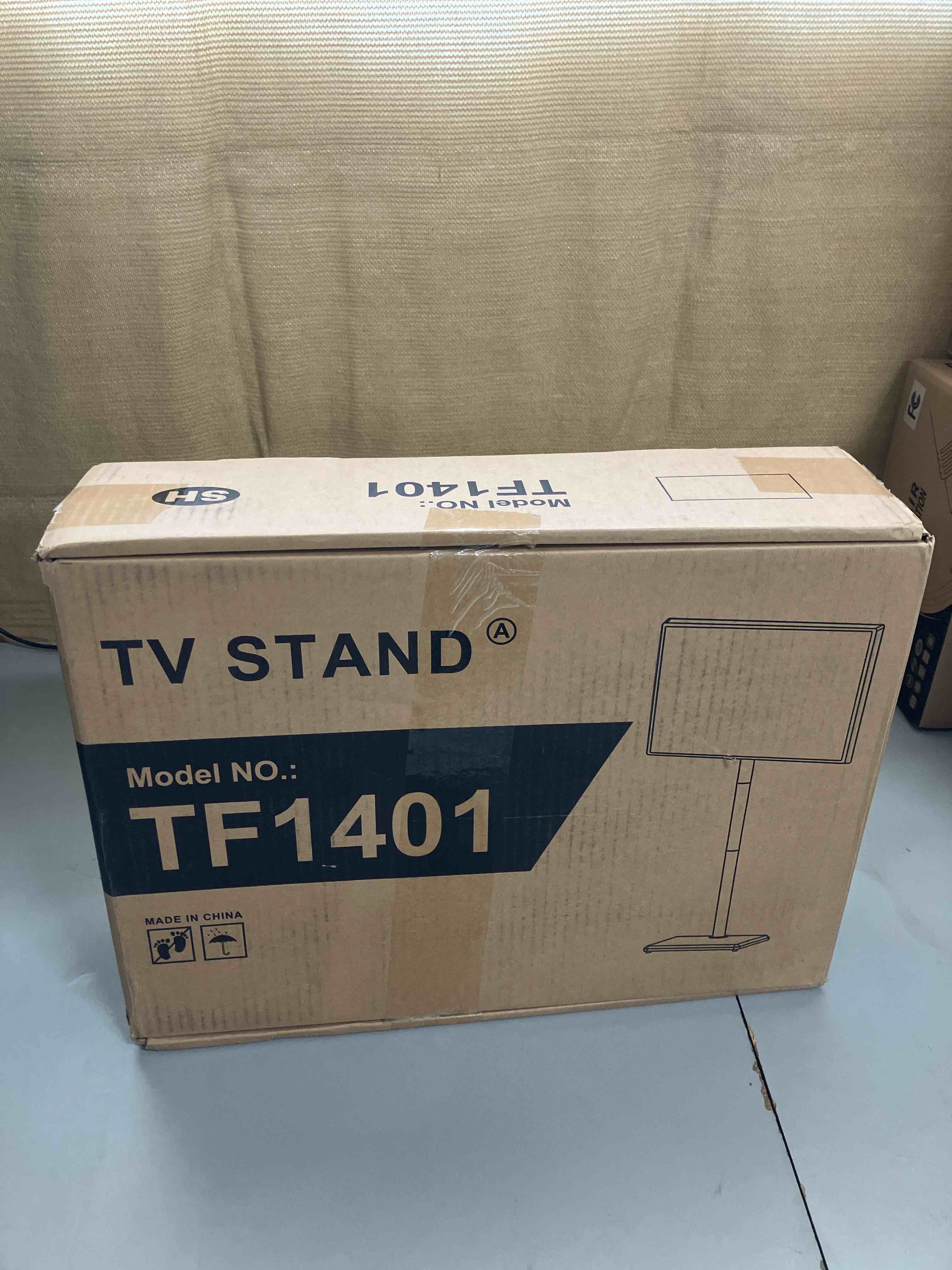 https://s3.amazonaws.com/lotting-images-prod/phillipi/PPE2007367_1740762383380.jpeg