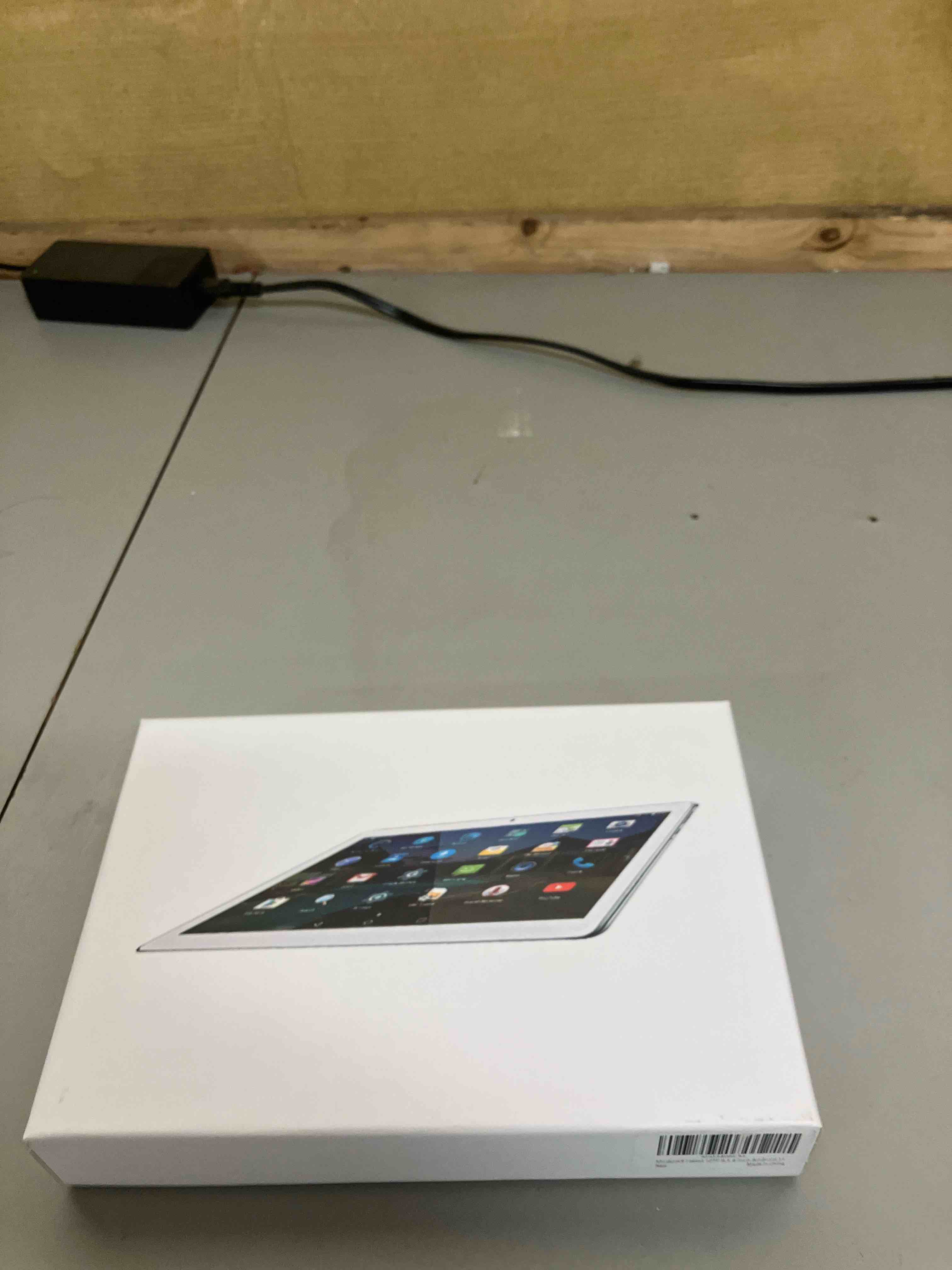 https://s3.amazonaws.com/lotting-images-prod/phillipi/PPE2007799_1741033692471.jpeg