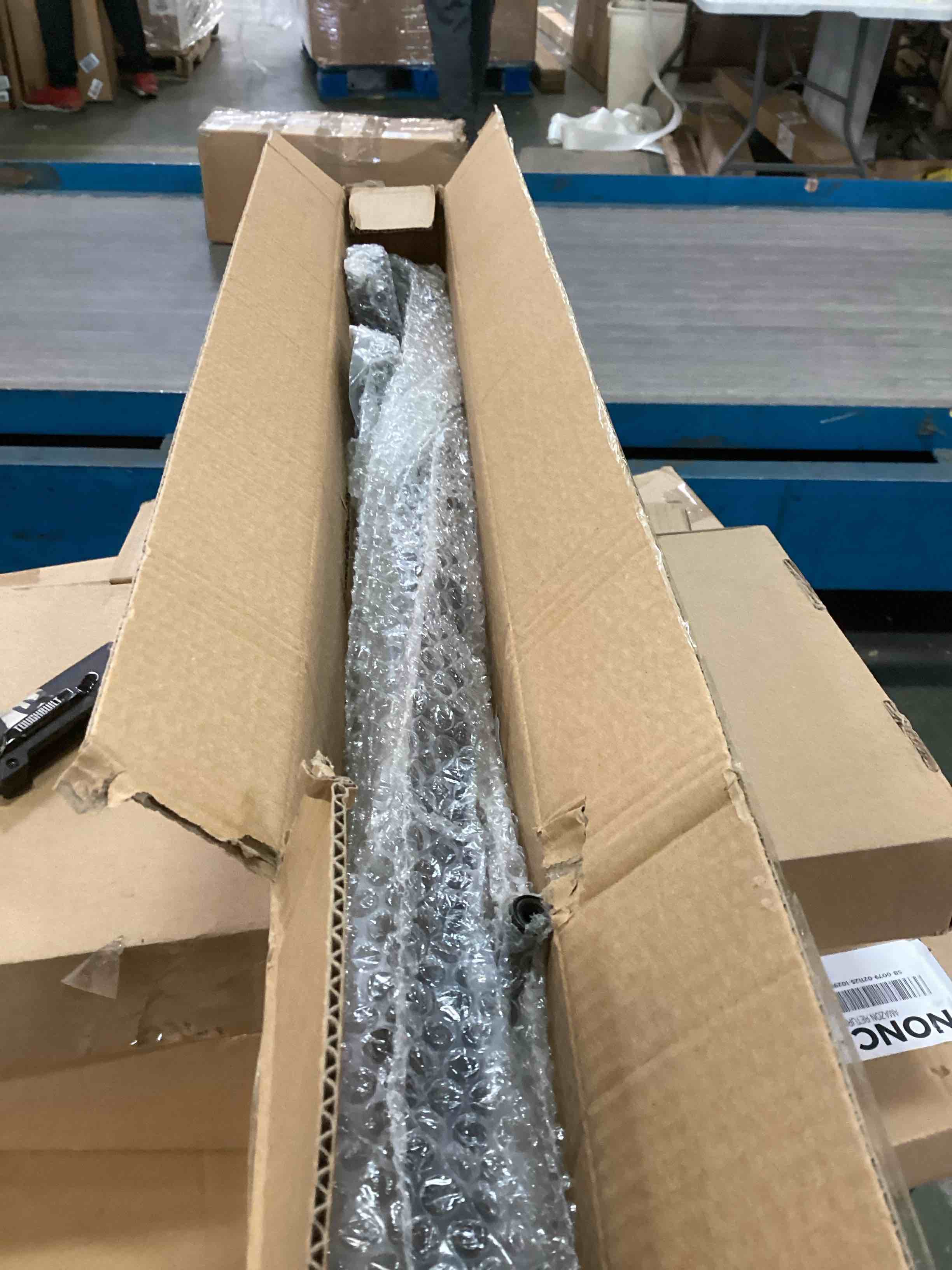 https://s3.amazonaws.com/lotting-images-prod/phillipi/PPE2134067_1741113936367.jpeg