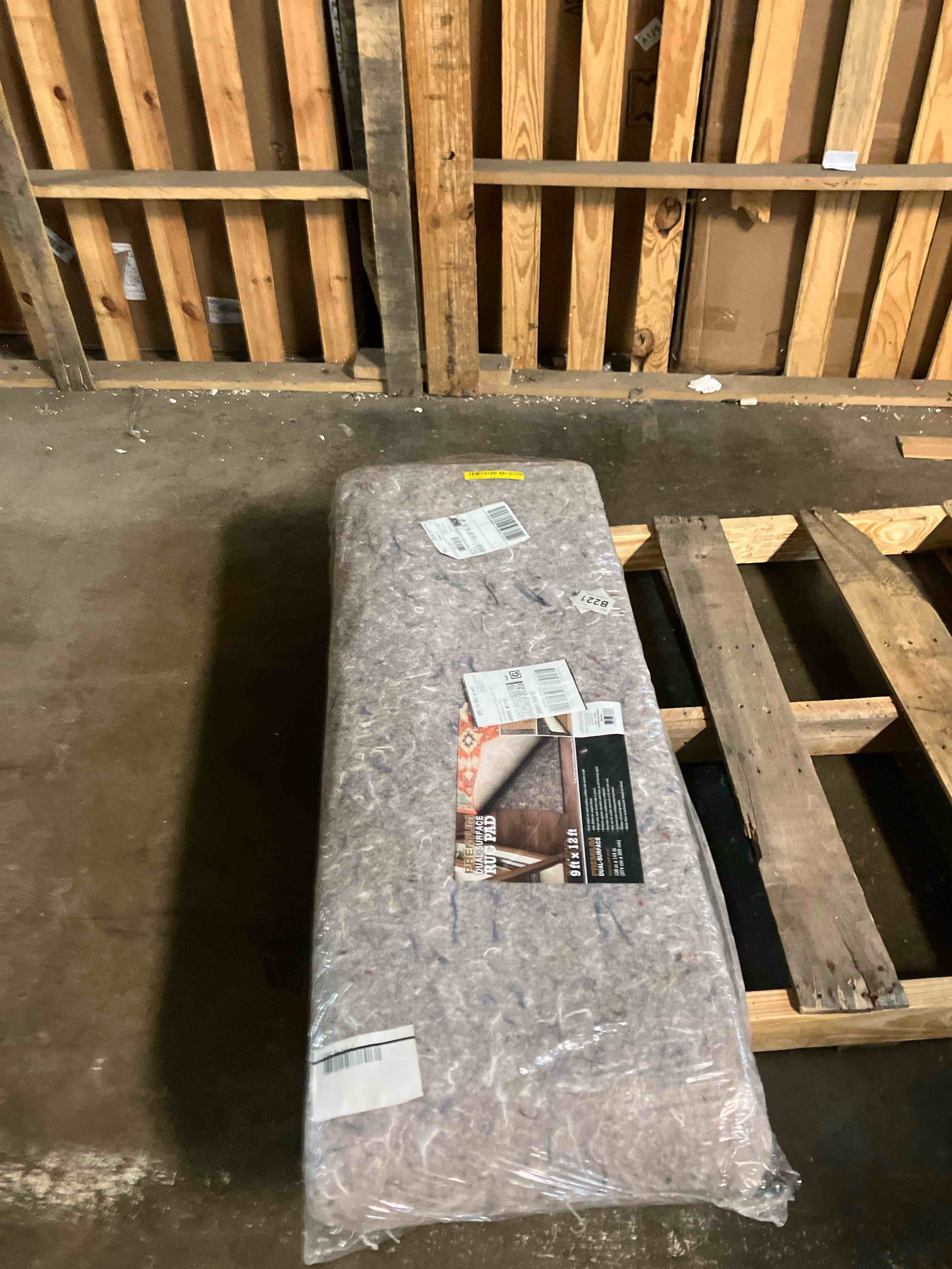 Condition photo showing New/Like New for BAGAIL Felt and Natural Rubber Backing Rug Pads 1/4” Thick, 9 x 12 Ft Non Slip Carpet Gripper Keep Rugs in Place, Under Area Rug Protective Cushioned Pads, Carpet Runners, Hardwood Floors Protection 9’X12’