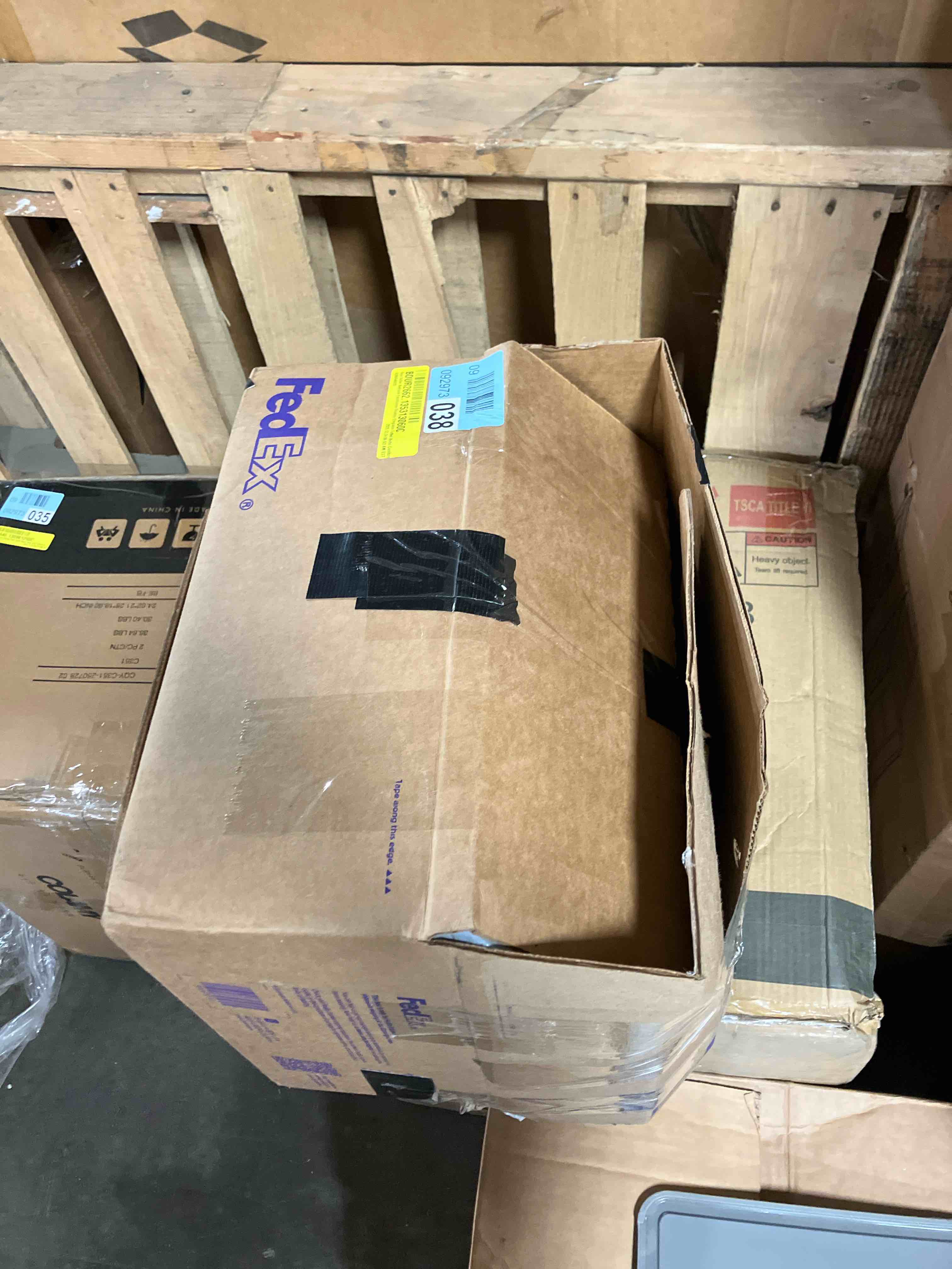 Condition photo showing New/Like New for Best Seller Bedsure Farmhouse Shabby Elegance Tufted Boho Comforter Queen 