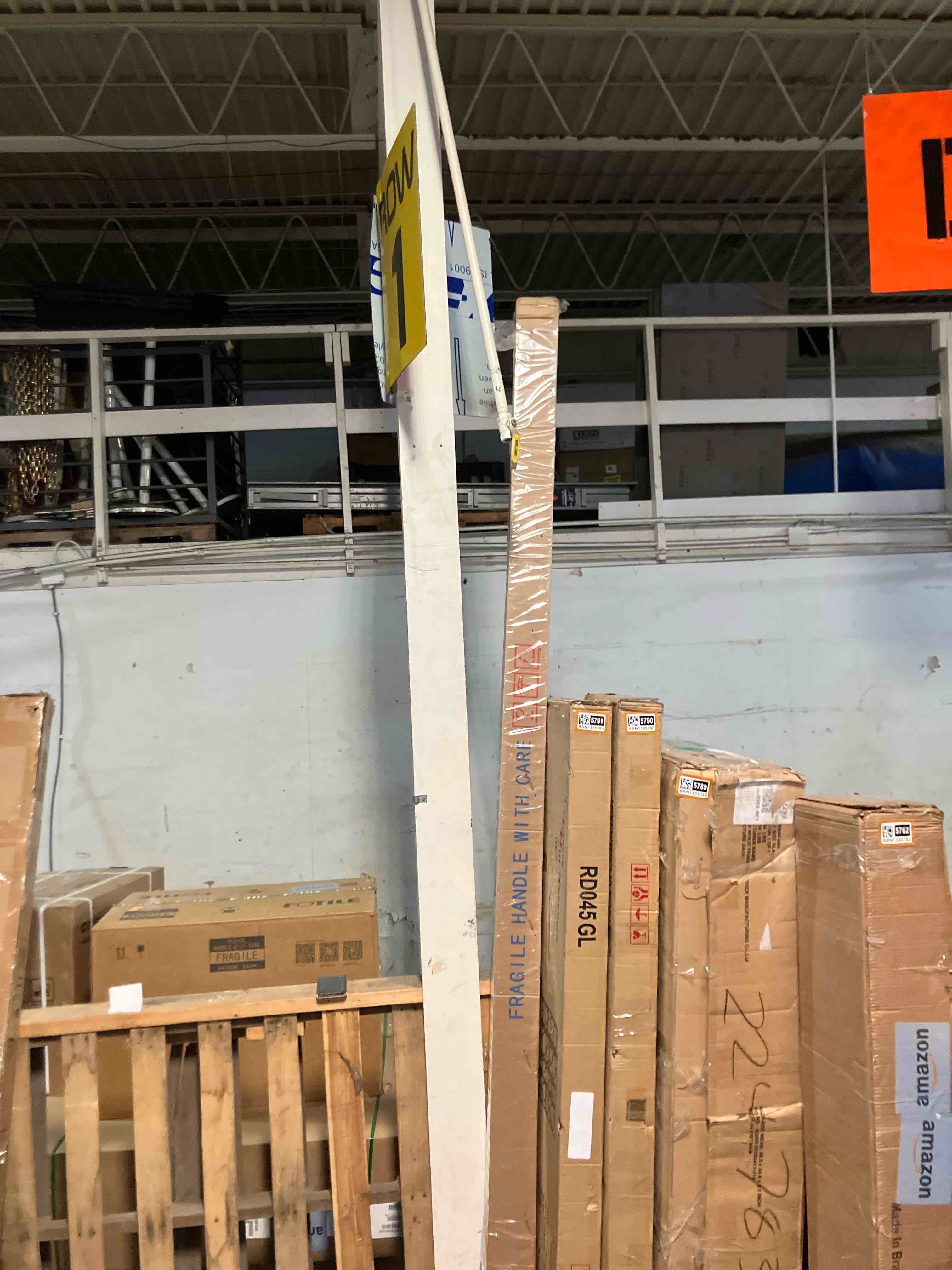 Condition photo showing New/Like New for 120" Motorized Projector Screen, Electric 16:9 Projector Screen with Remote Control, Indoor/Outdoor HD Movie Screen, Wall/Ceiling Mounted, Perfect for Home Office Theater TV, White