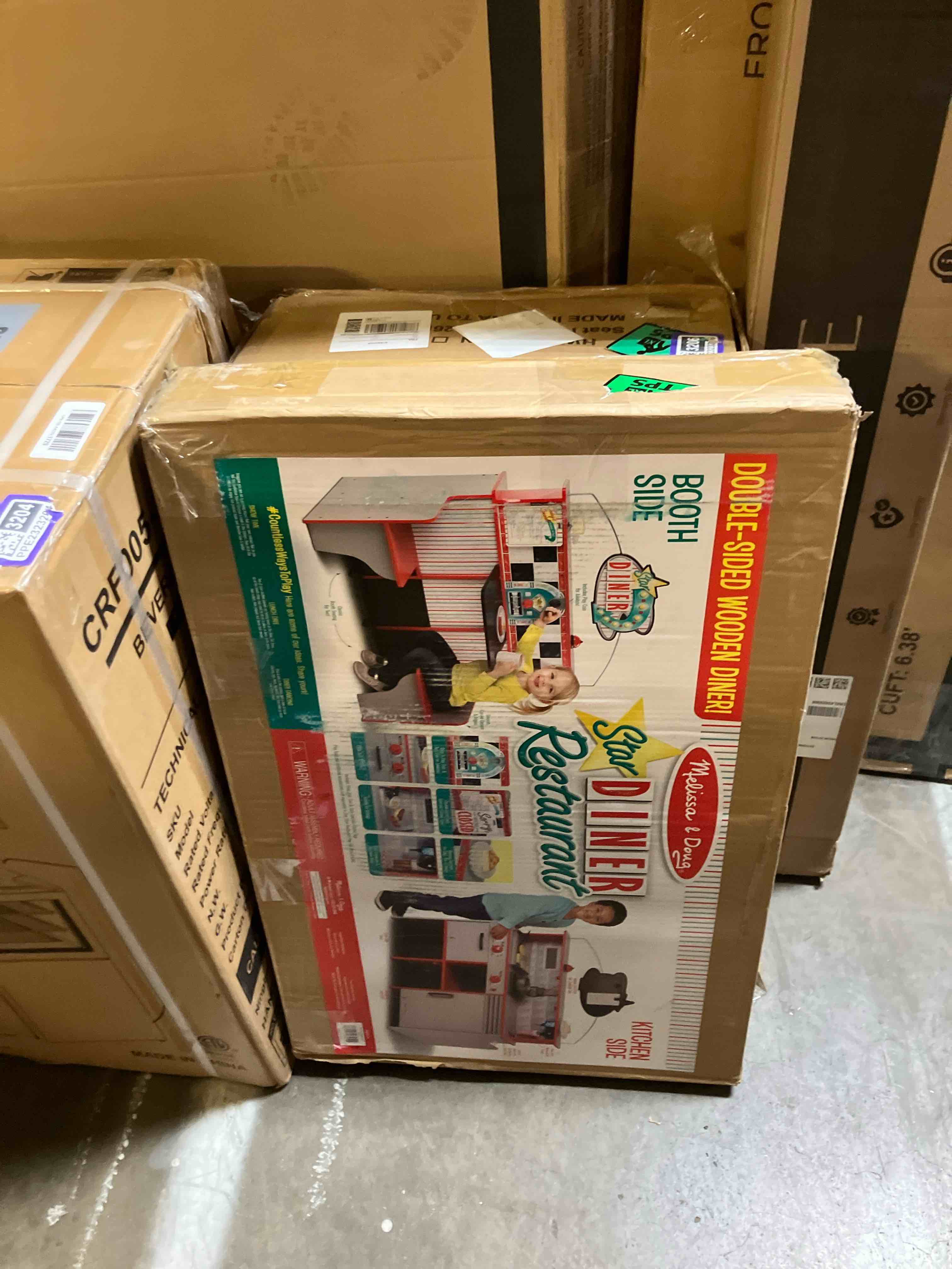 Condition photo showing New/Like New for Melissa & Doug Double-Sided Wooden Star Diner Restaurant Play Space