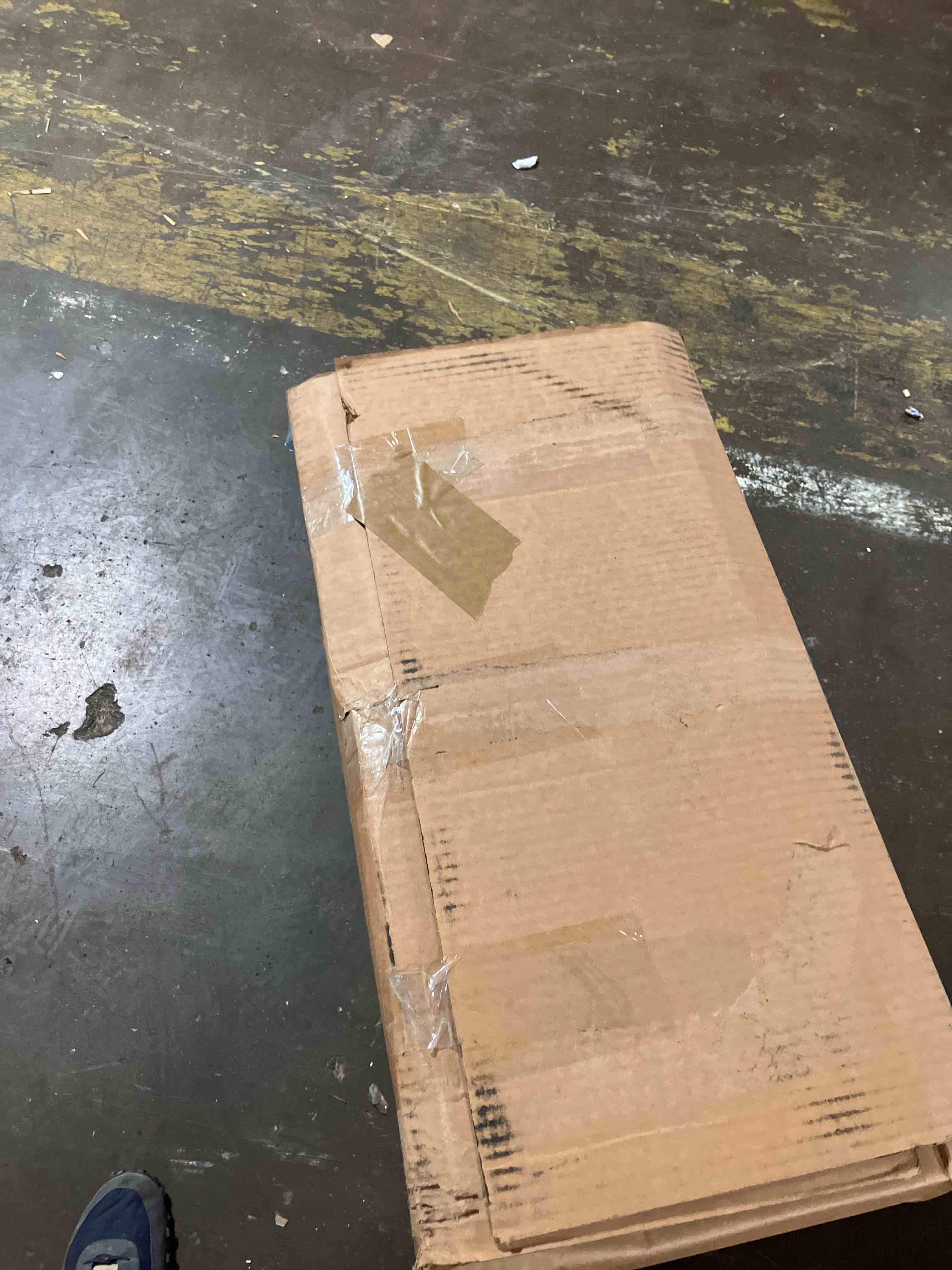 https://s3.amazonaws.com/lotting-images-prod/phillipi/PPE2323765_1750944248383.jpeg