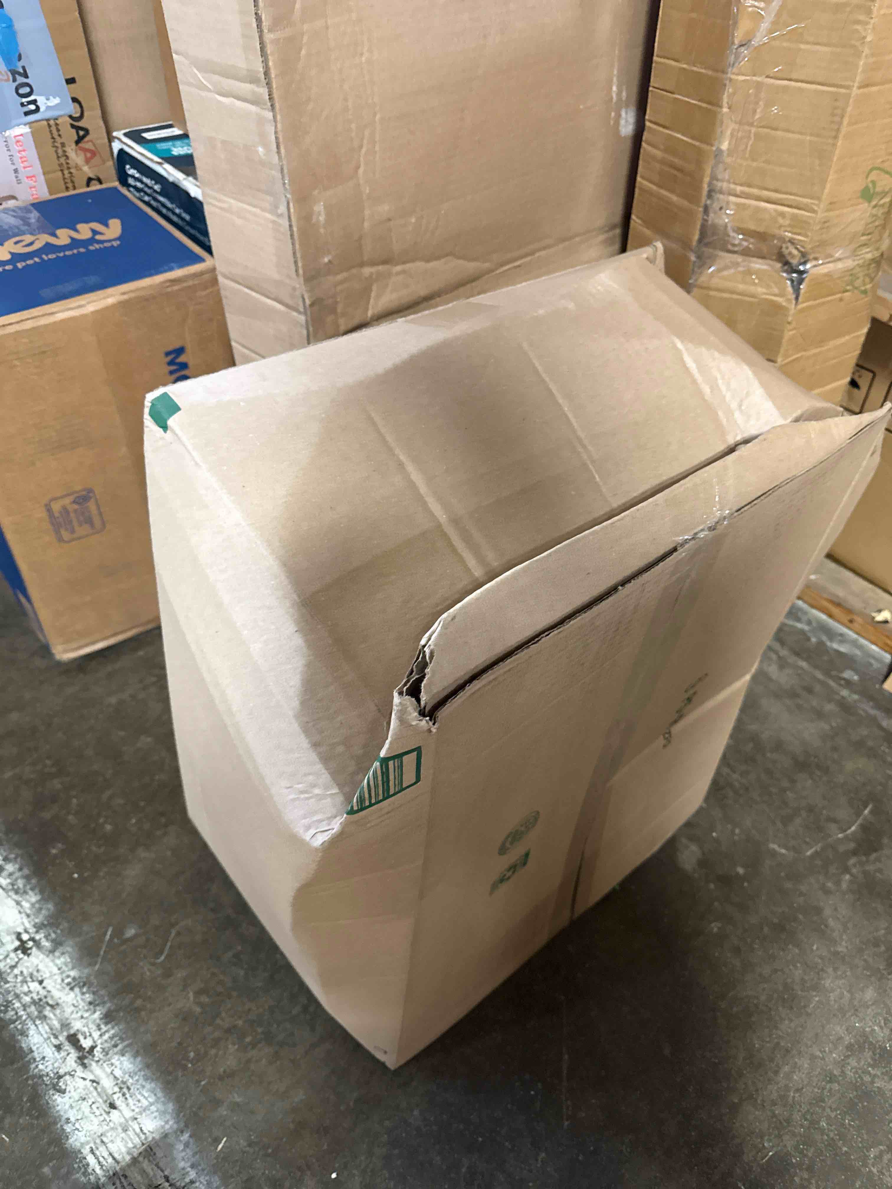 https://s3.amazonaws.com/lotting-images-prod/phillipi/PPE2323889_1750349193001.jpeg
