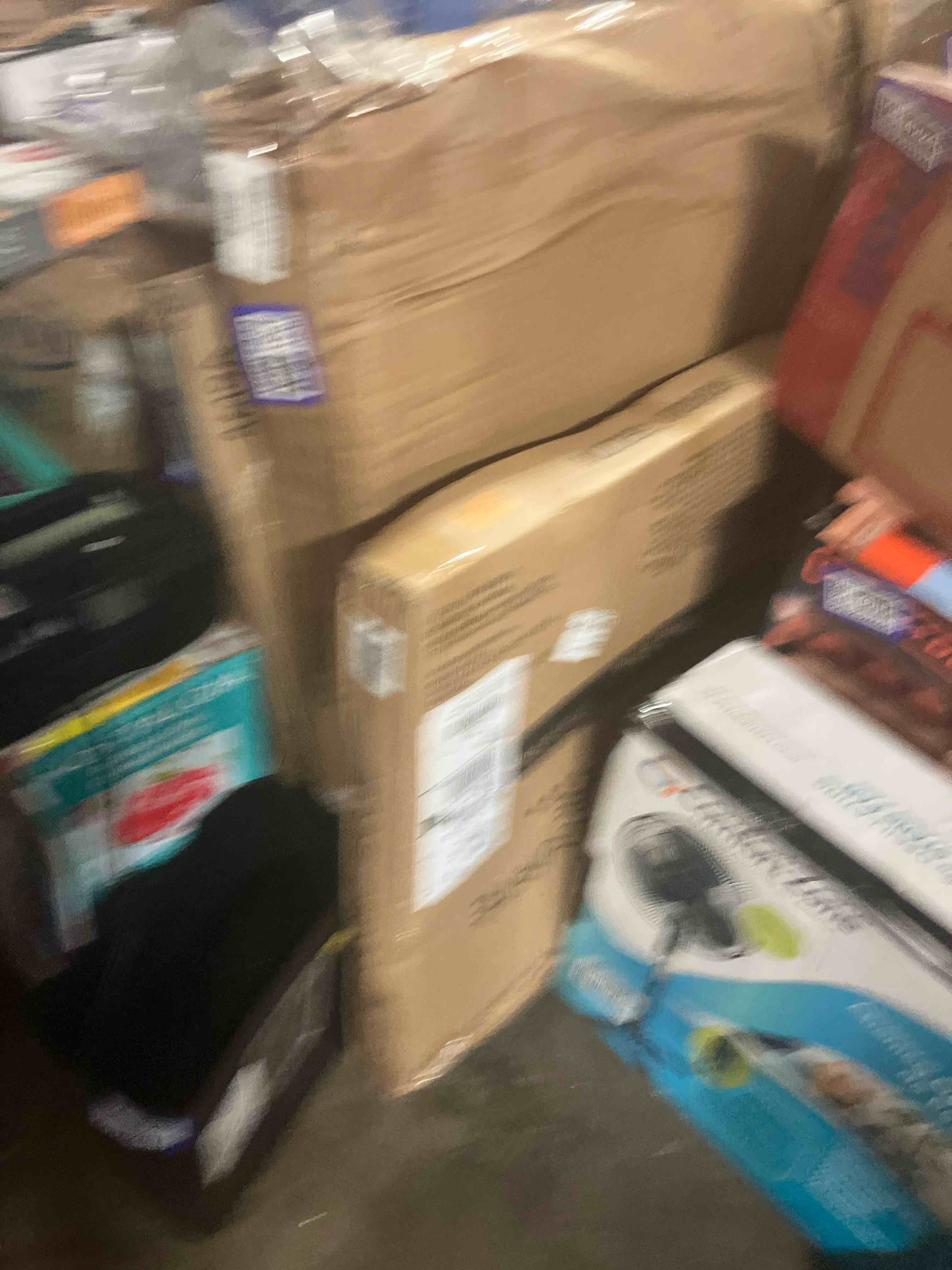 https://s3.amazonaws.com/lotting-images-prod/phillipi/PPE2324217_1750858692219.jpeg